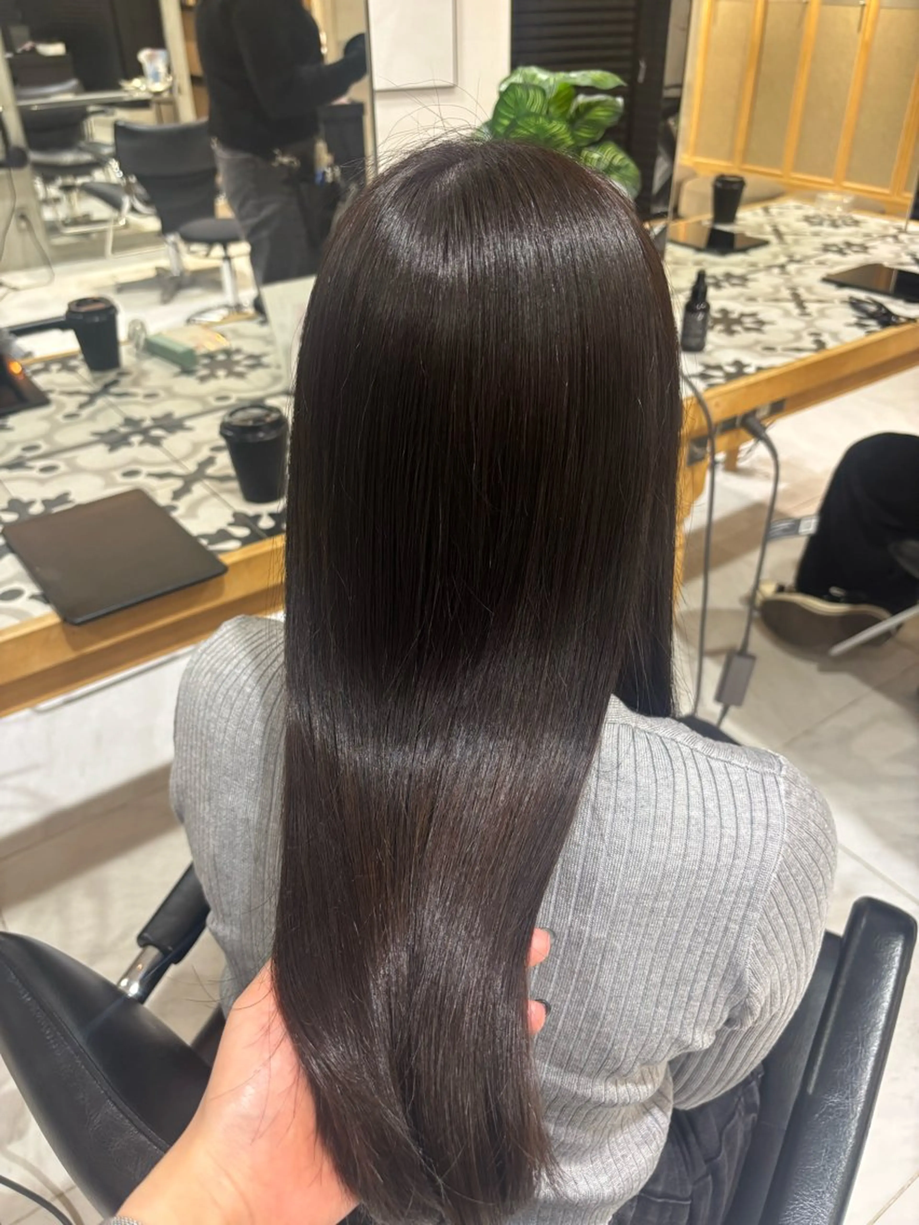 ロング カラー ヘアカラー 莉瑠 / モデル価格募集🐃のヘアスタイル