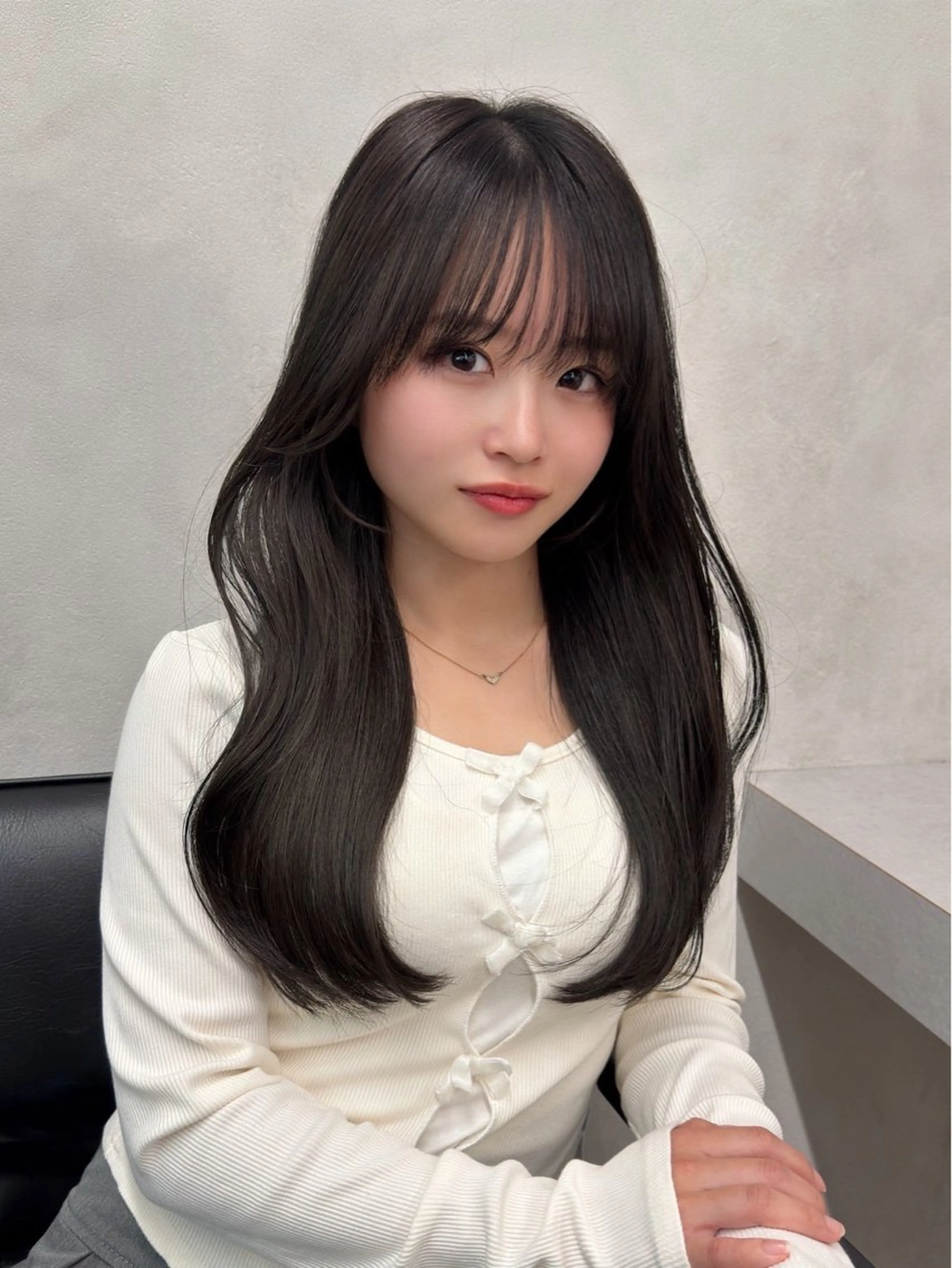 ロング 顔周りカット レイヤーカット ロング カット 艶髪カラー特化🧁 RIOのヘアスタイル