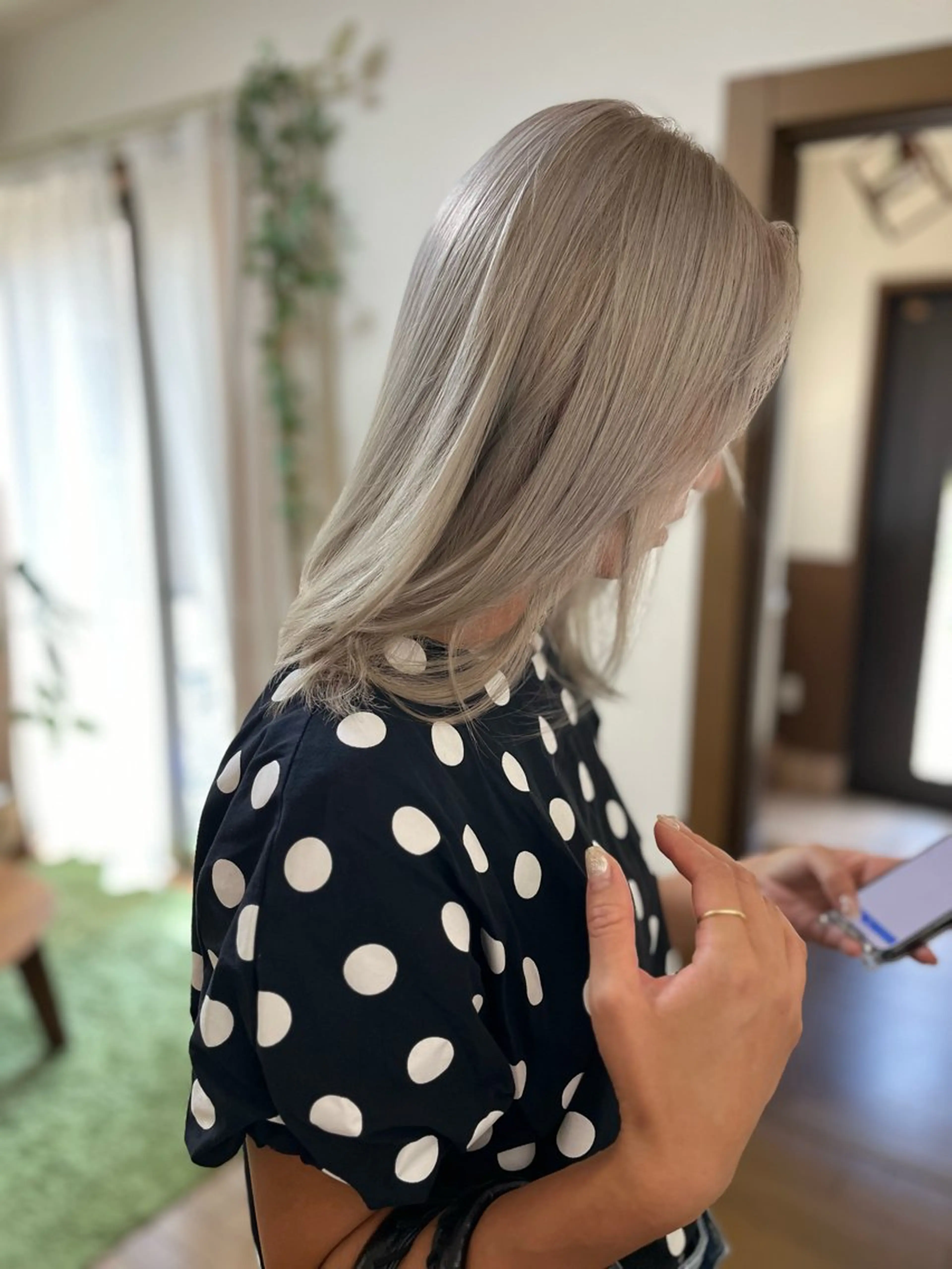 ミディアム カラー ヘアカラー MERCI所属・マツモト コウダイのヘアスタイル