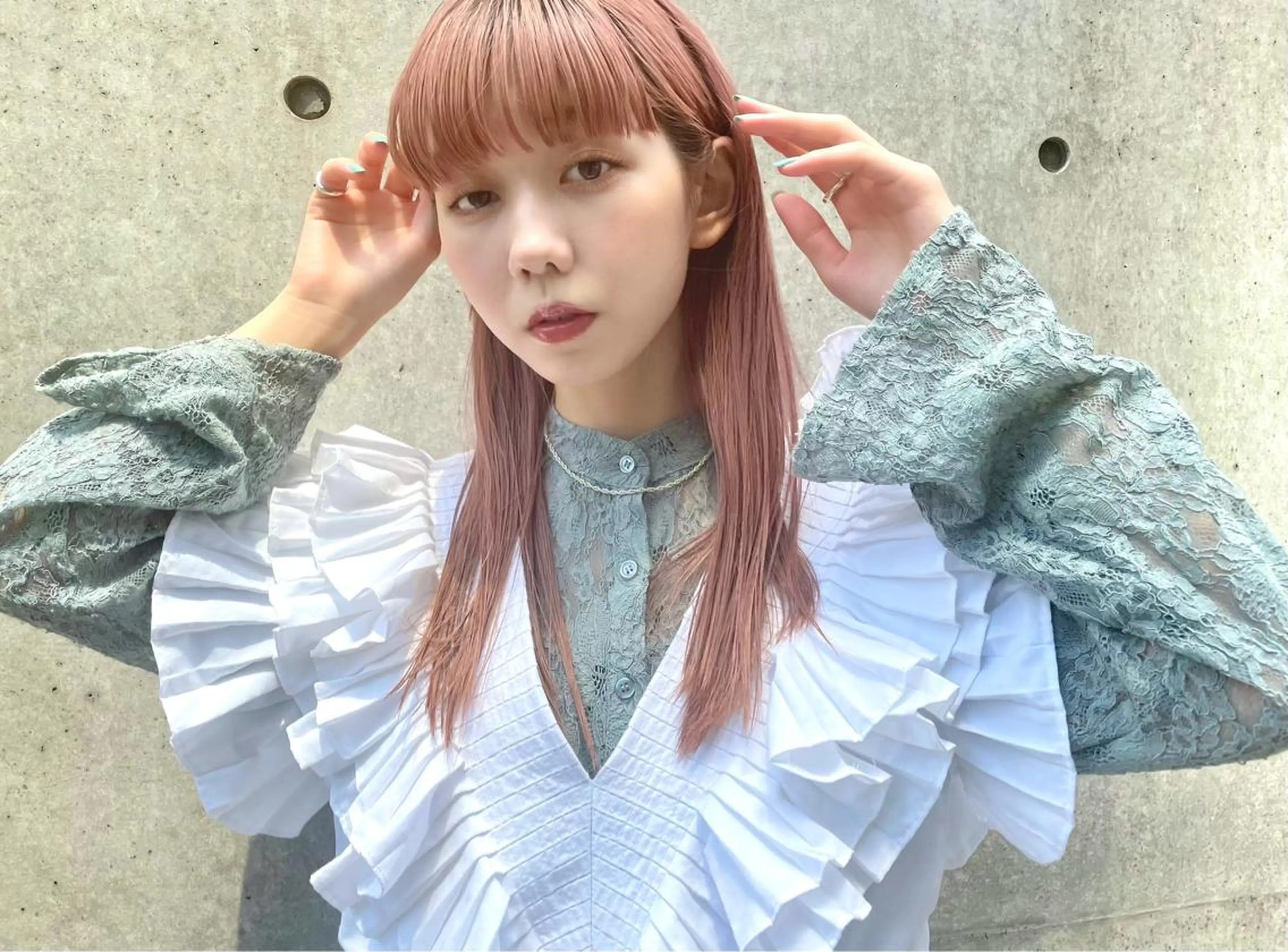 セミロング カラー パーマ ヘアアレンジ メンズ ネイル マツエク・マツパ メンズブリーチ メンズハイトーン ブリーチ ケアブリーチ ハイトーンカラー トリートメント ニシダヒカリ🌙 髪質改善×似合わせのヘアスタイル