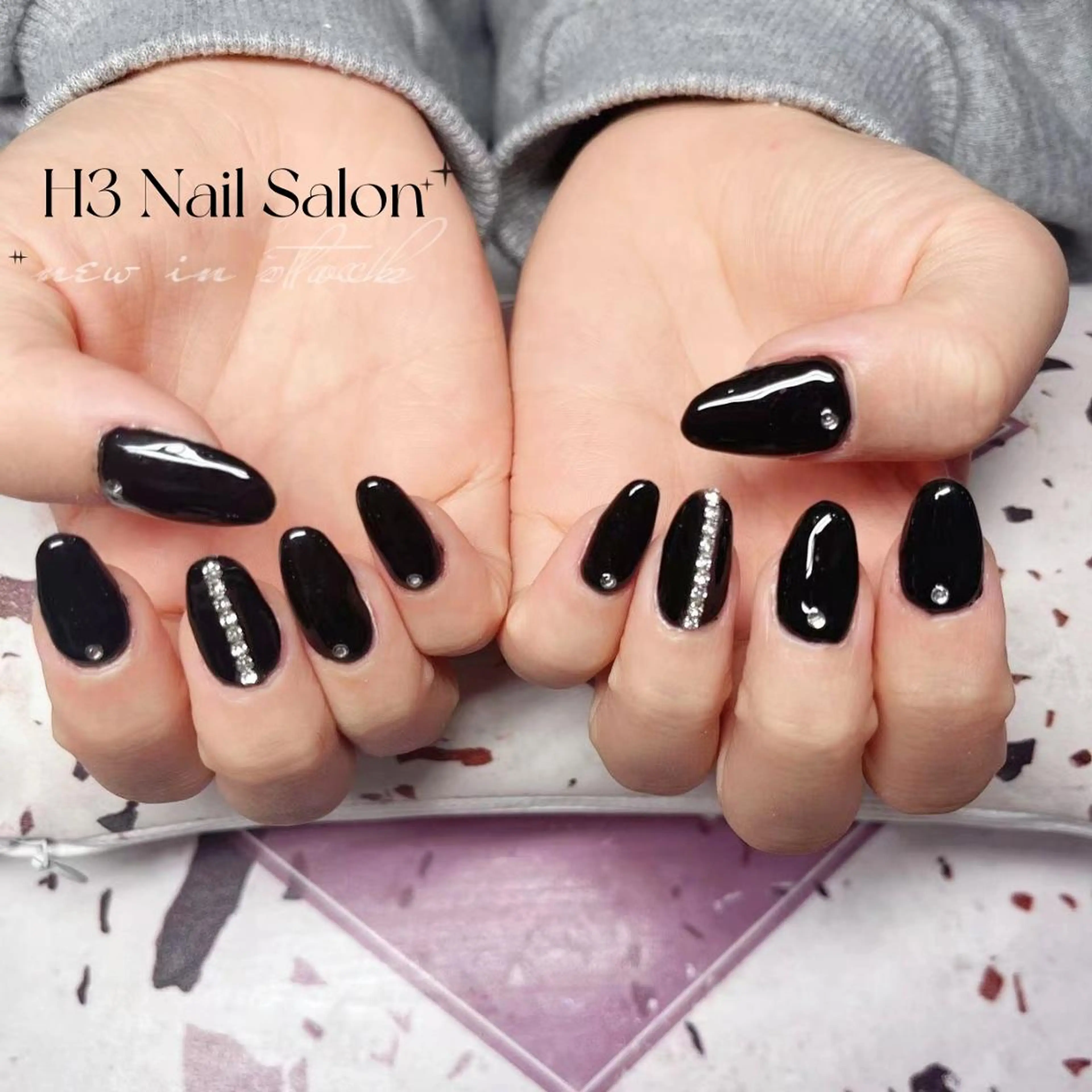 ロング H3 ネイル サロンのネイルデザイン