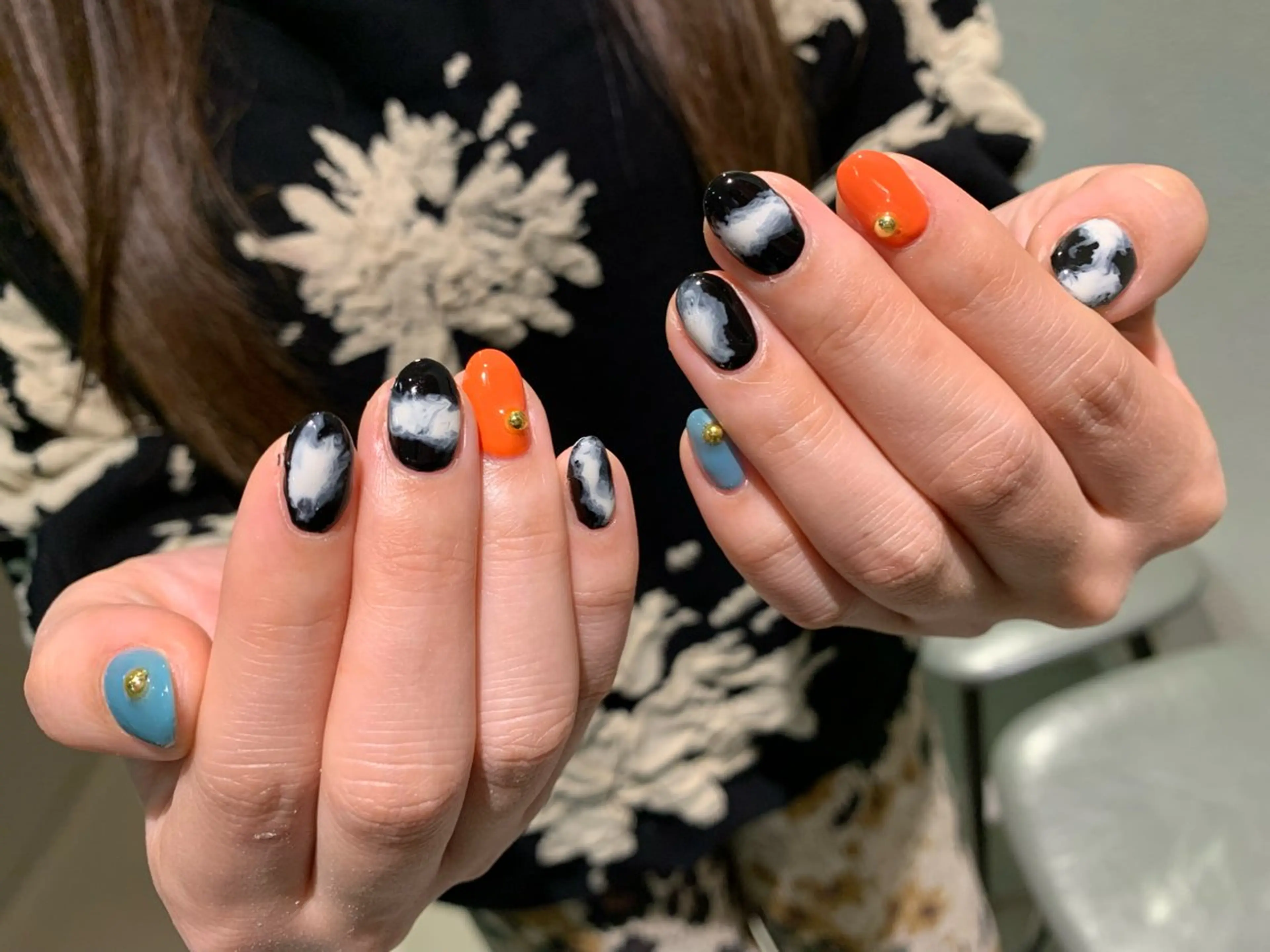 ショート ハンドネイル NAIL SALON FLOR所属・キラキラネイル/ 韓国ネイルMAKIのネイルデザイン