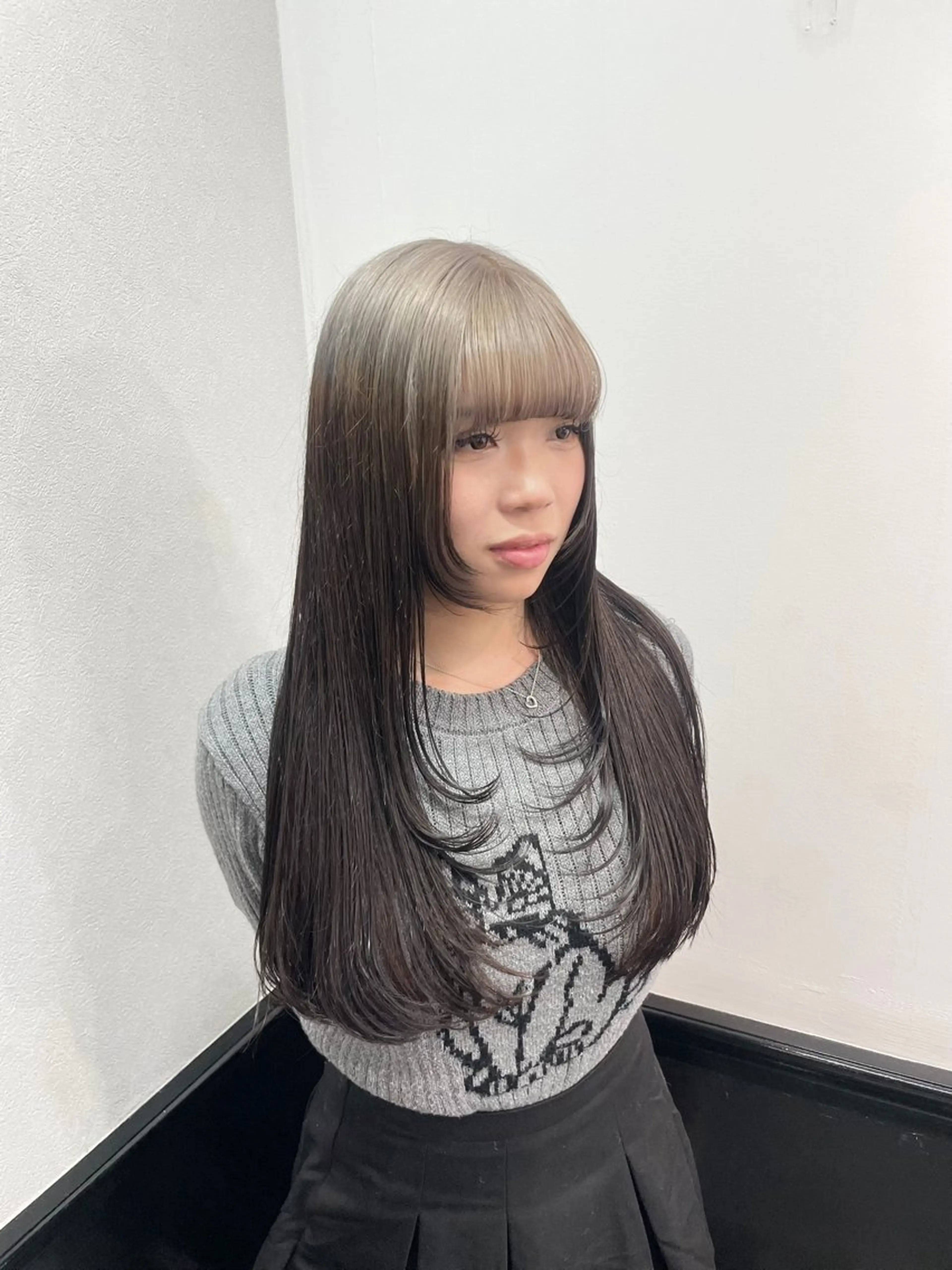 ロング カラー ヘアカラー 野町 好花のヘアスタイル