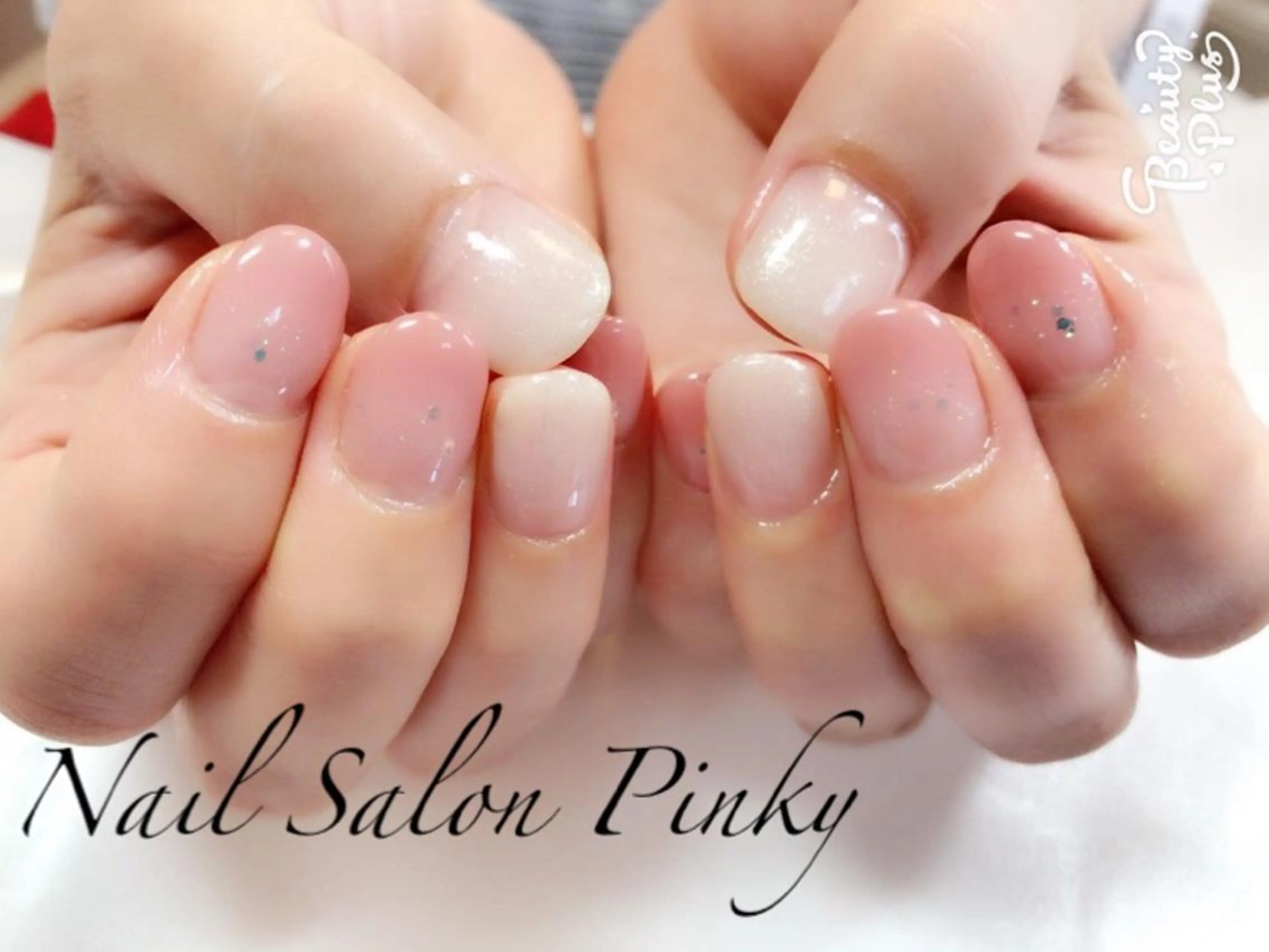 ネイル グラデーション ラメ(グリッター) ラメグラデーション ピンク 高野 祐紀のネイルデザイン