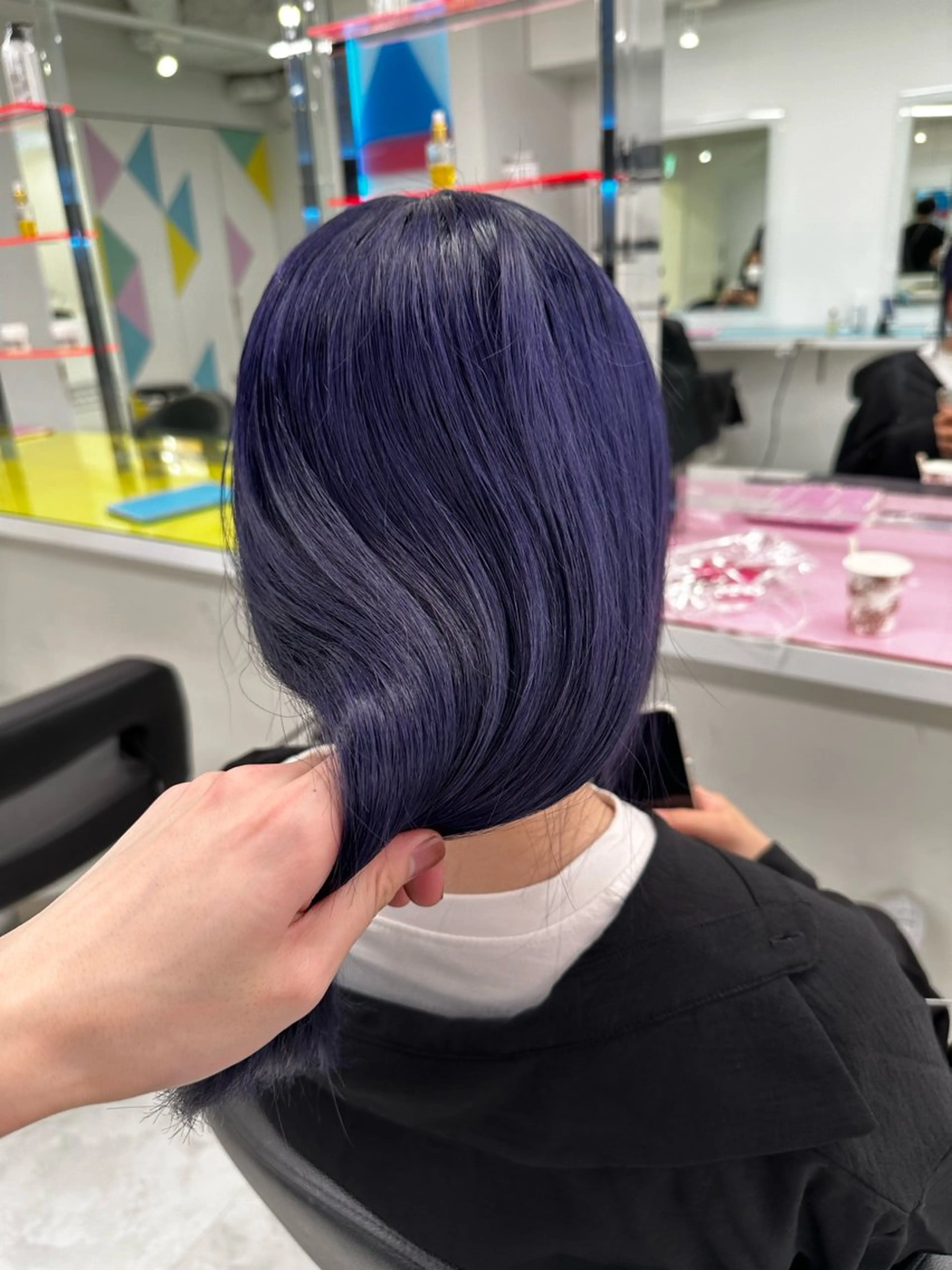 ロング カラー ヘアアレンジ 🌈艶カラー/ 韓国風レイヤーカットのヘアスタイル