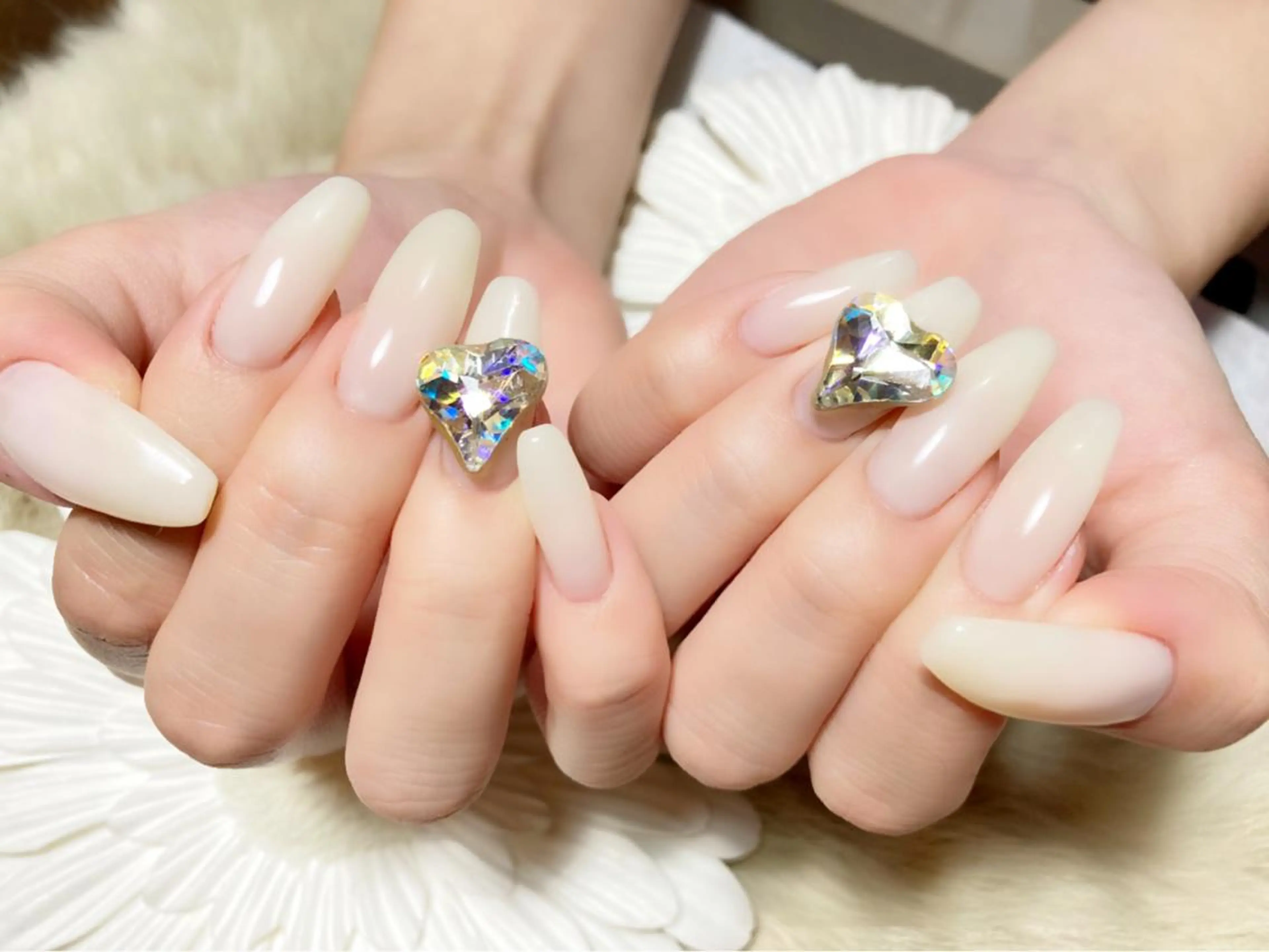 ネイル Yakko pas á pasのネイルデザイン