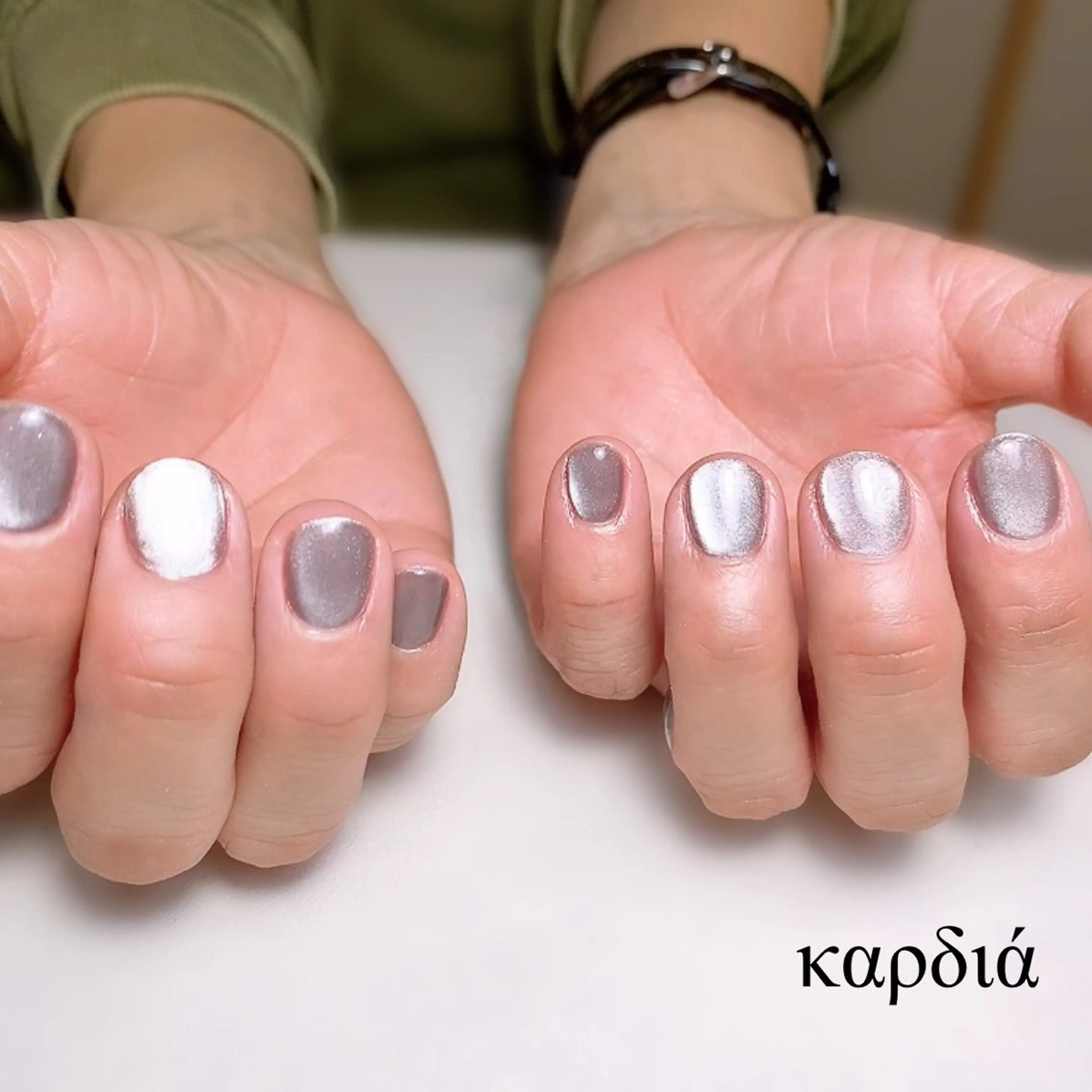 ネイル ハンドネイル καρδιά -ｶﾙﾃﾞｨｱ-のネイルデザイン