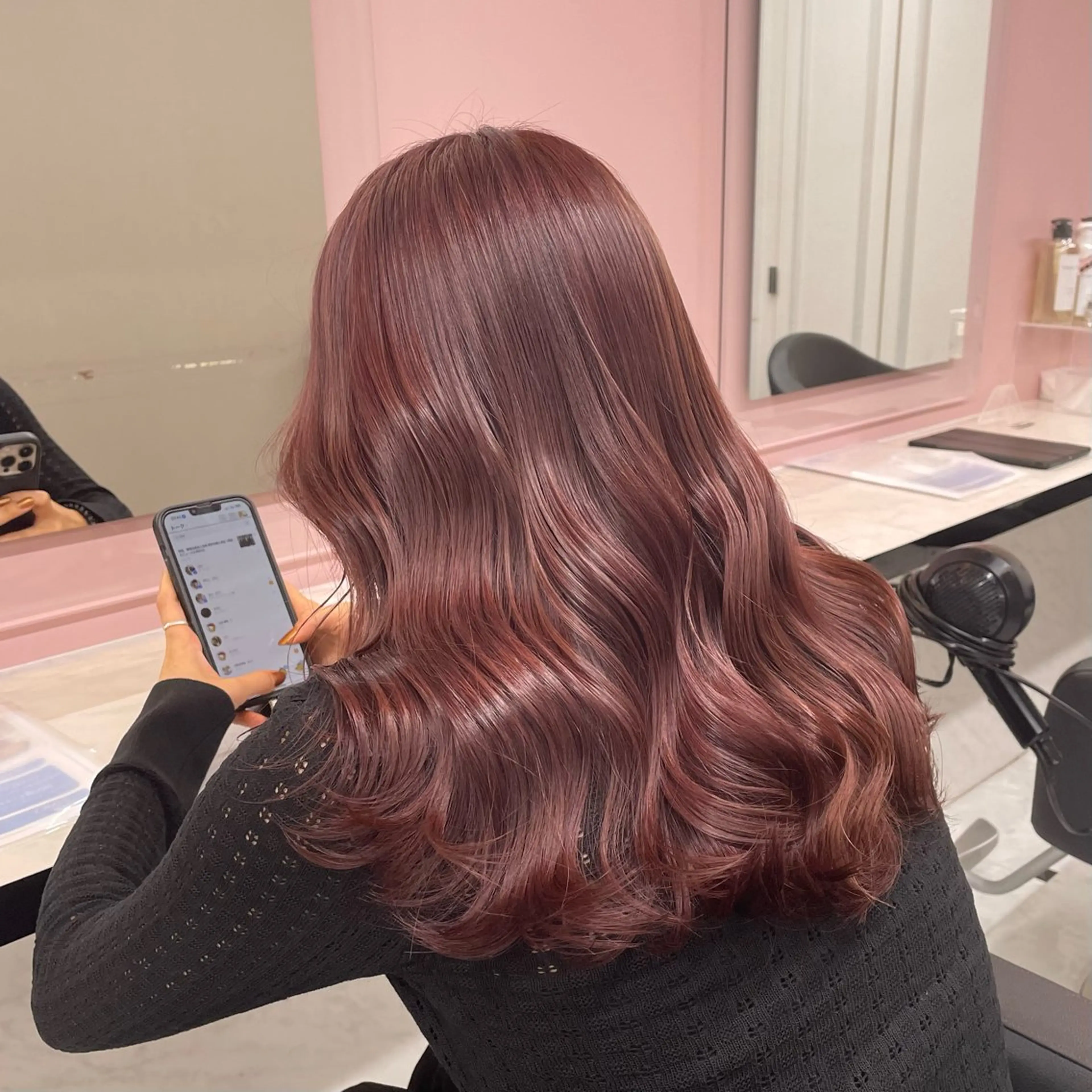 ロング カラー ヘアアレンジ ブラウンカラー ダブルカラー ピンクカラー ピンクブラウン レッドカラー ヘアカラー ブリーチカラー🩰 ガーリー🩰とらのヘアスタイル