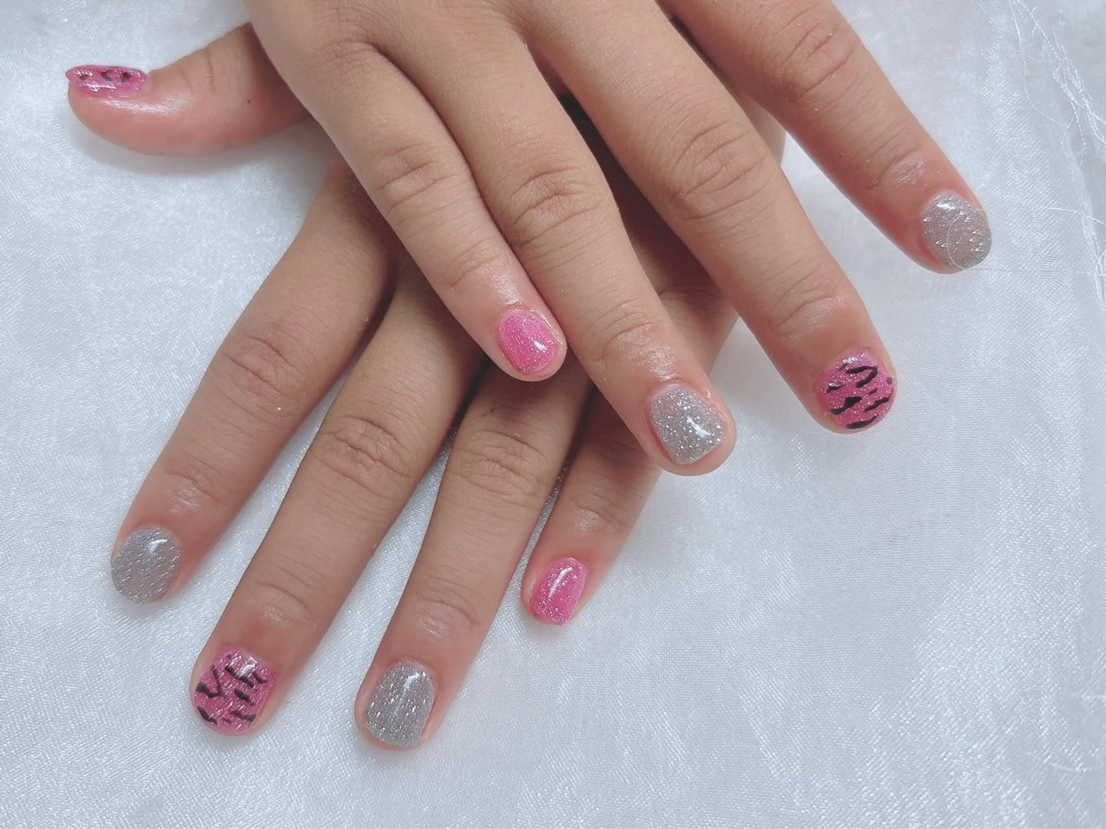 キッズネイル🎀【シール付け放題✨】の写真