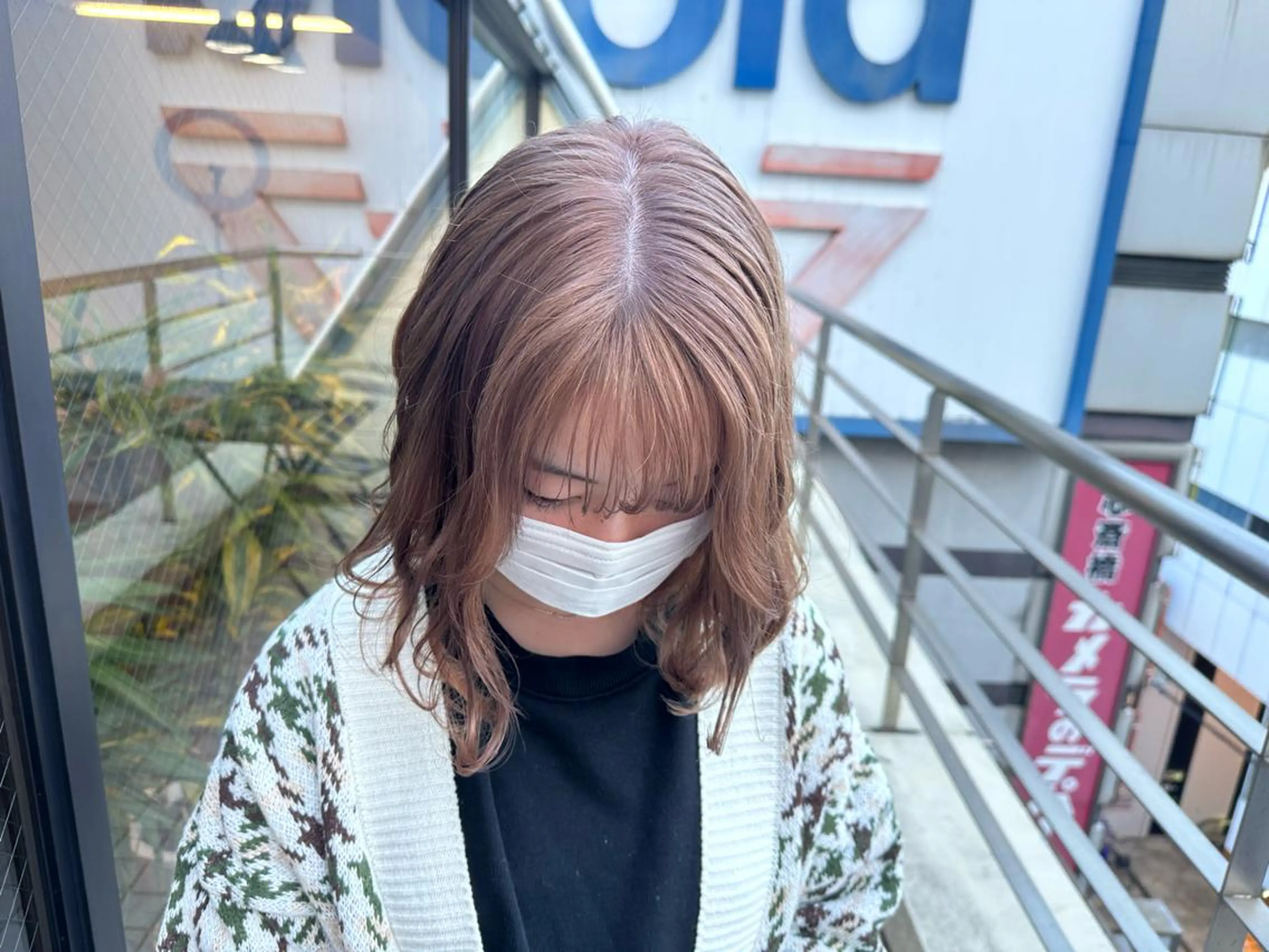 ミディアム Michel by chainon ミッシェルバイシェノン所属・美髪職人/傷ませない カラー/橋本拓弥のヘアスタイル