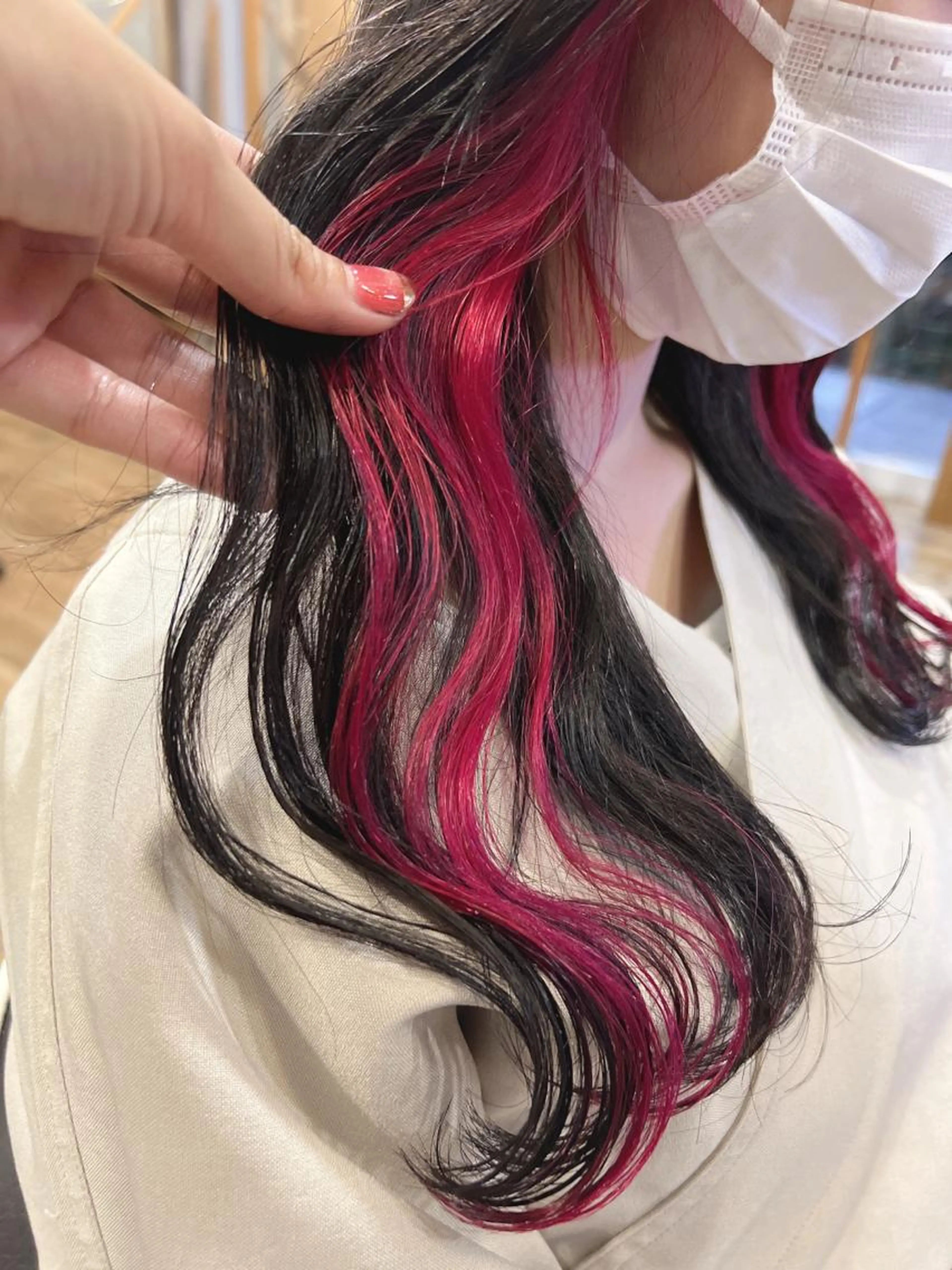 【🌈大人気インナーカラー🌈】インナーブリーチ/インナーカラー+お家で使えるトリートメント付きの写真