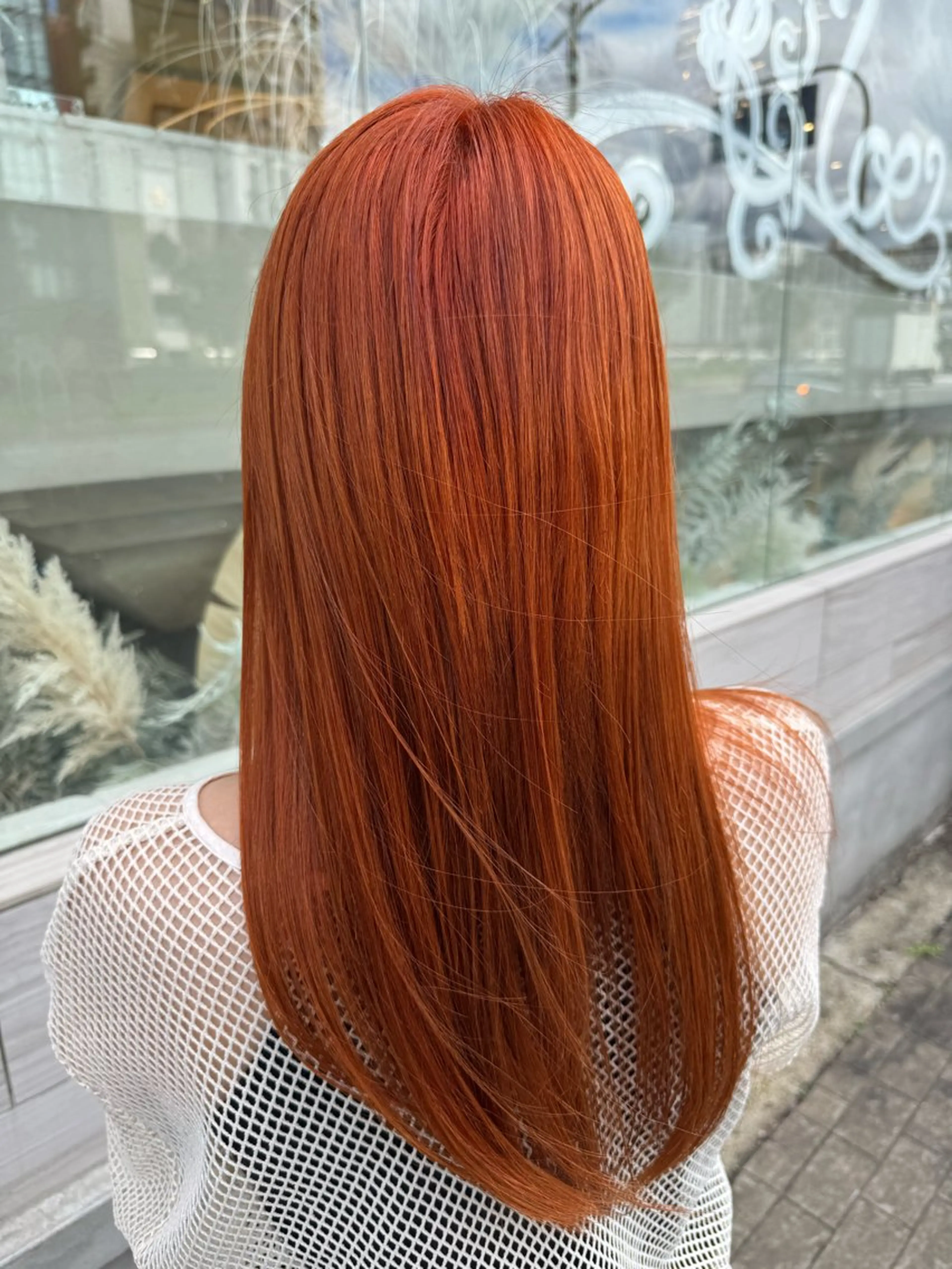 セミロング カラー ブリーチ Cloe 堀江店所属・山口 千晶のヘアスタイル
