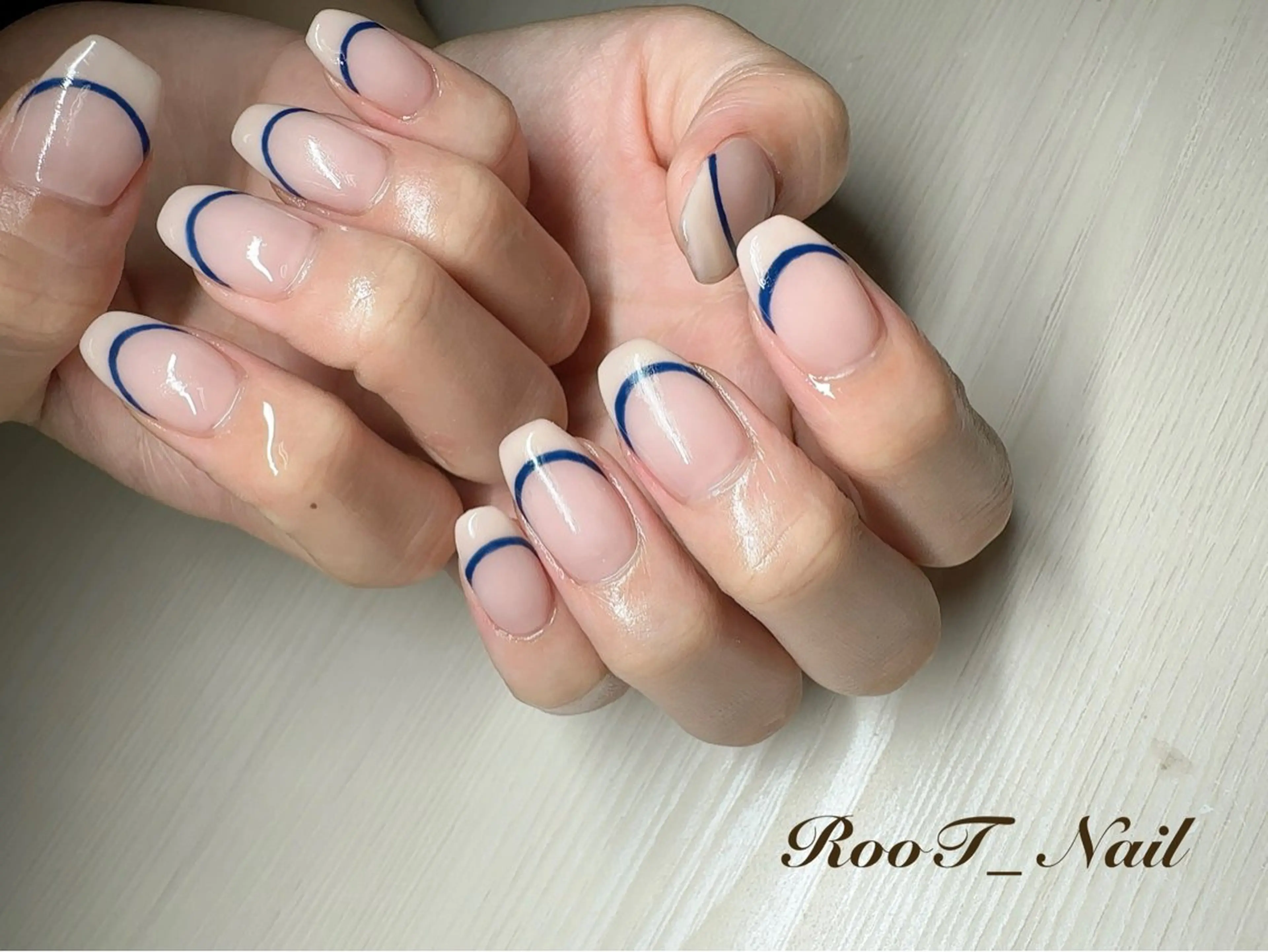 ネイル フレンチネイル ハンドネイル RooT Nailのネイルデザイン