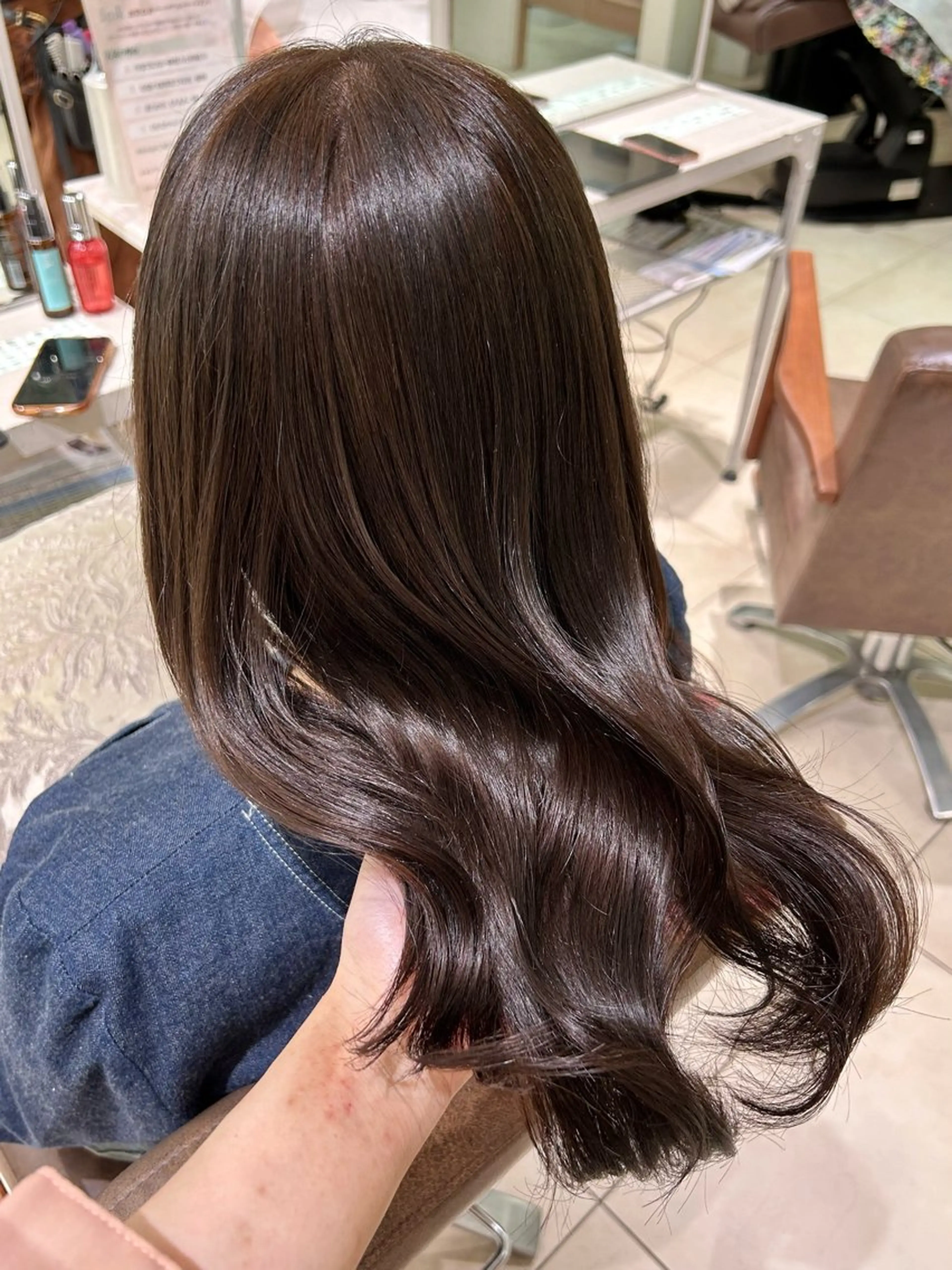 ロング トリートメント 新倉 呼春のヘアスタイル