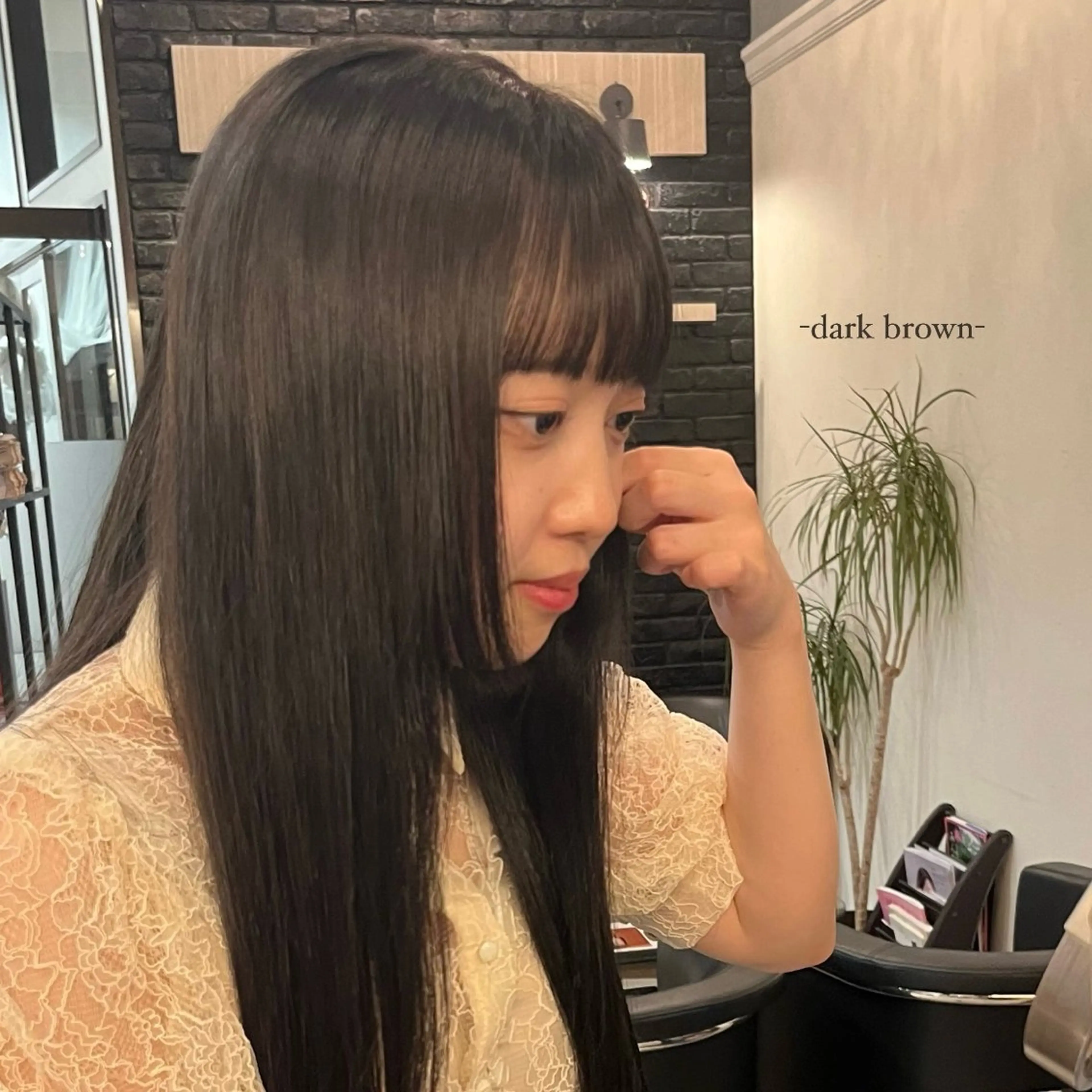 カラー ヘアカラー トリートメント 𝐲𝐮𝐮 / 透明感カラー🌱のヘアスタイル