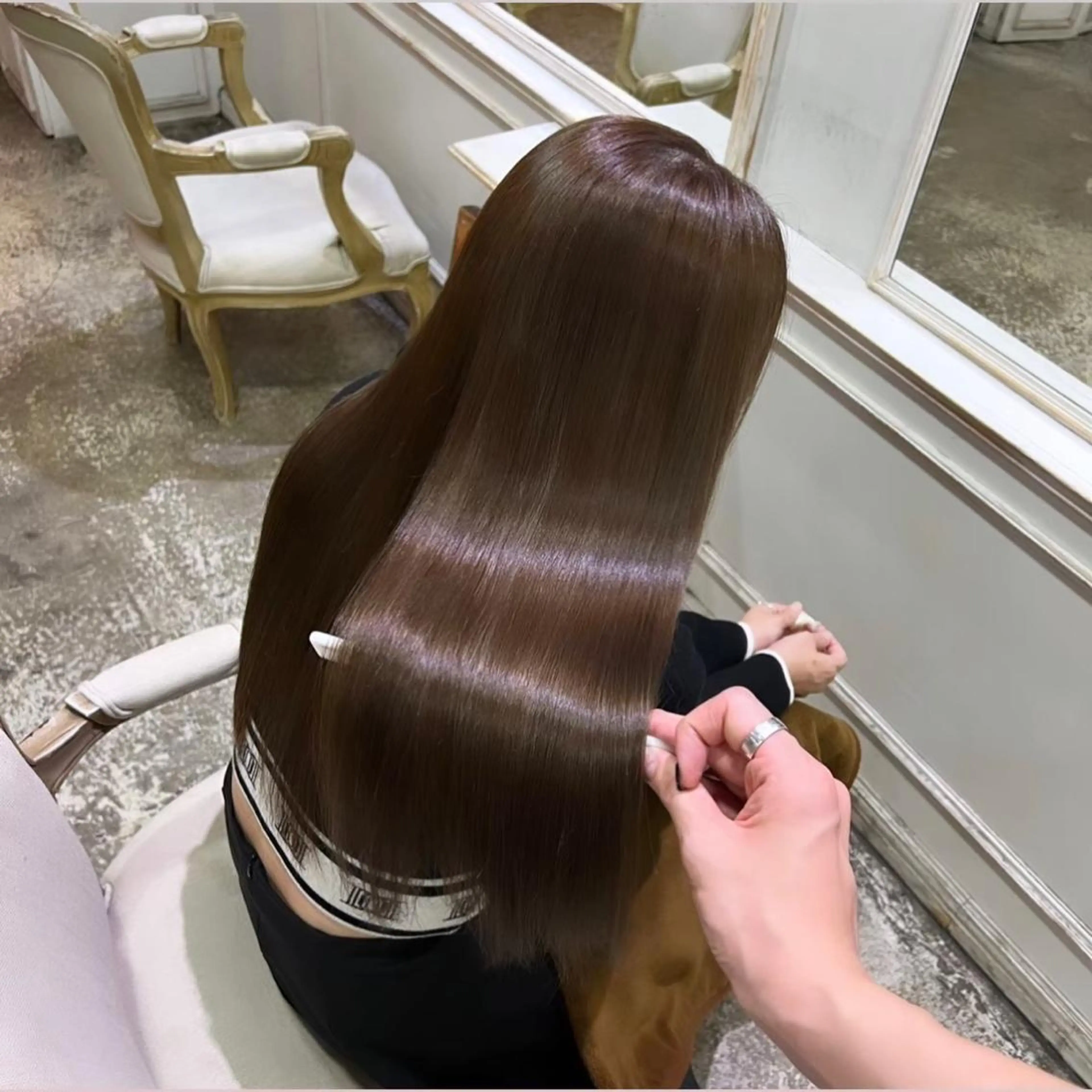 ロング カット トリートメント ⭐️ 美髪矯正 艶カラー ⭐️ユウキのヘアスタイル