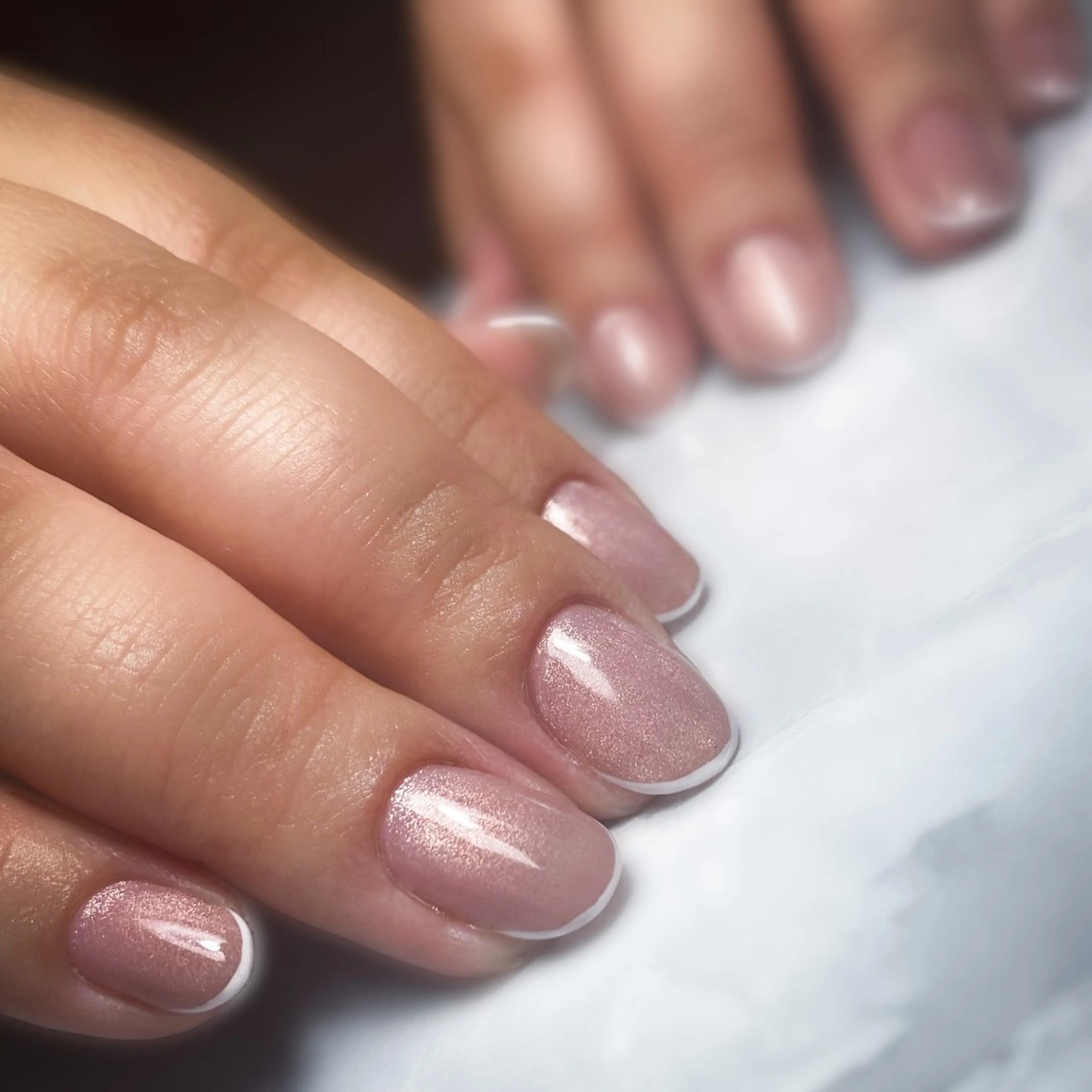 ネイル フレンチネイル マグネットネイル &.nail/ ニュアンス/持込み可のネイルデザイン