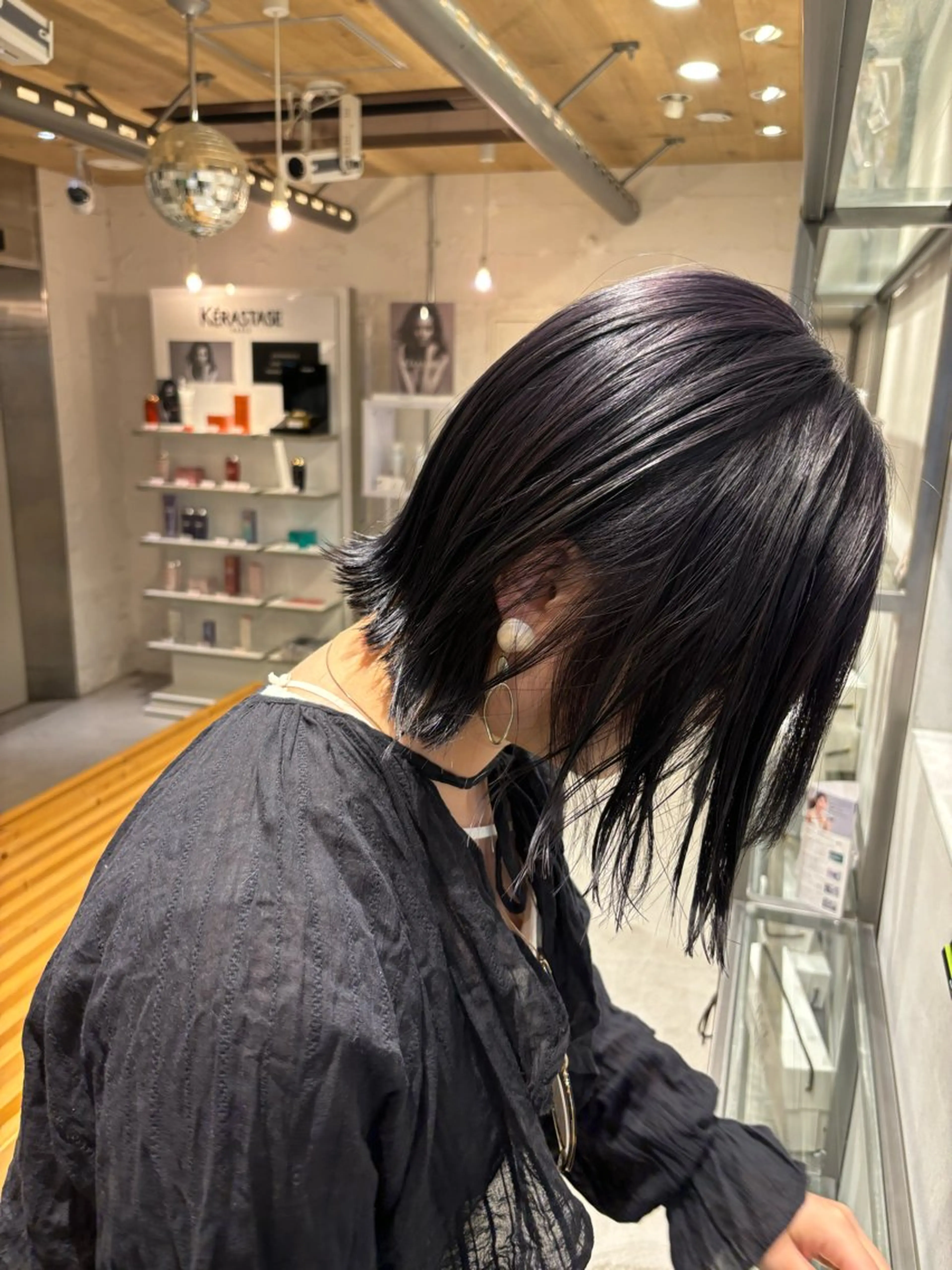ショート カラー ブリーチ パープルカラー ヘアカラー 🌈難波🌈ベージュ カラー【ヒロム】のヘアスタイル