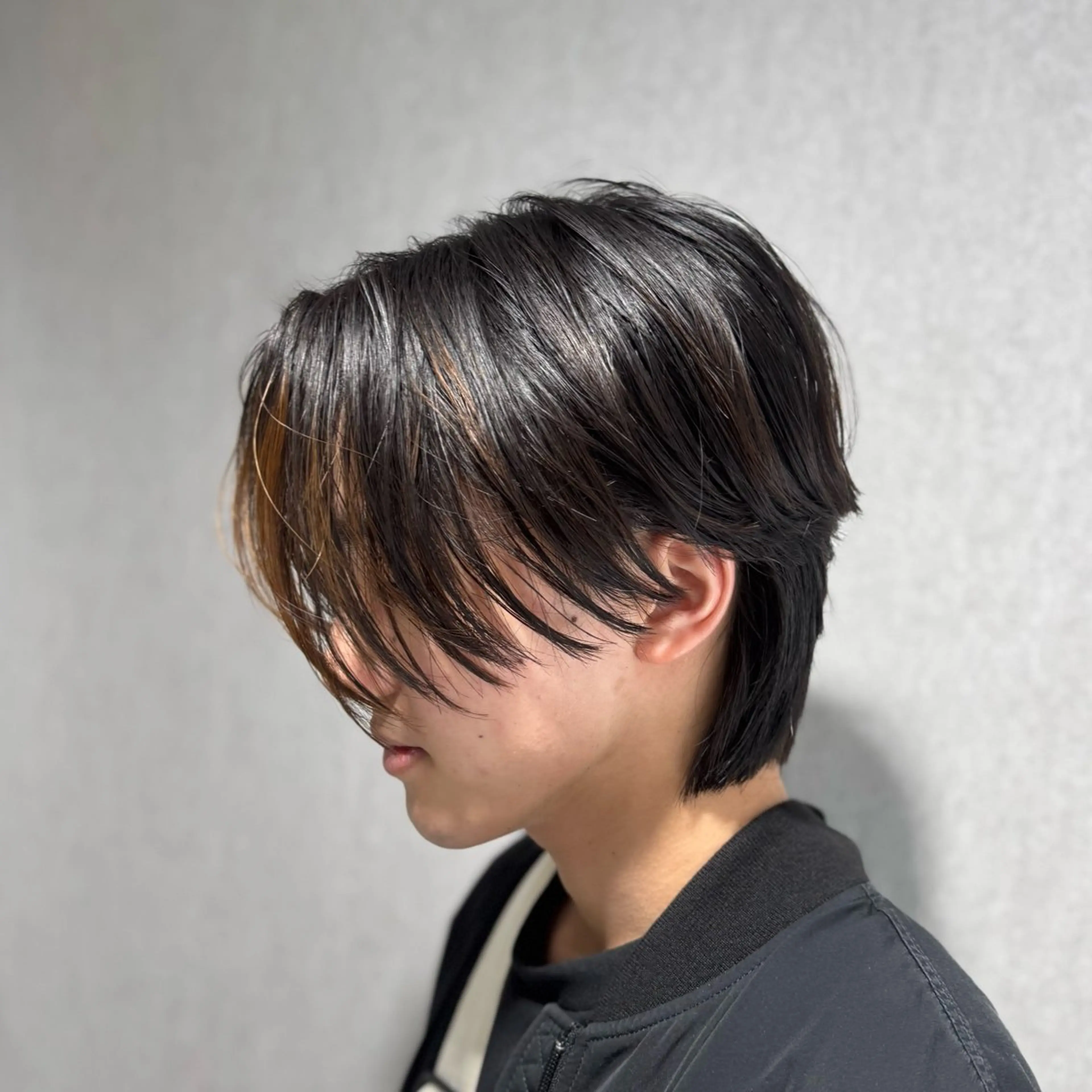 メンズ センターパート メンズウルフカット ウルフカット 曲がる縮毛/カルマパ ーマ/池袋/横村大全のヘアスタイル