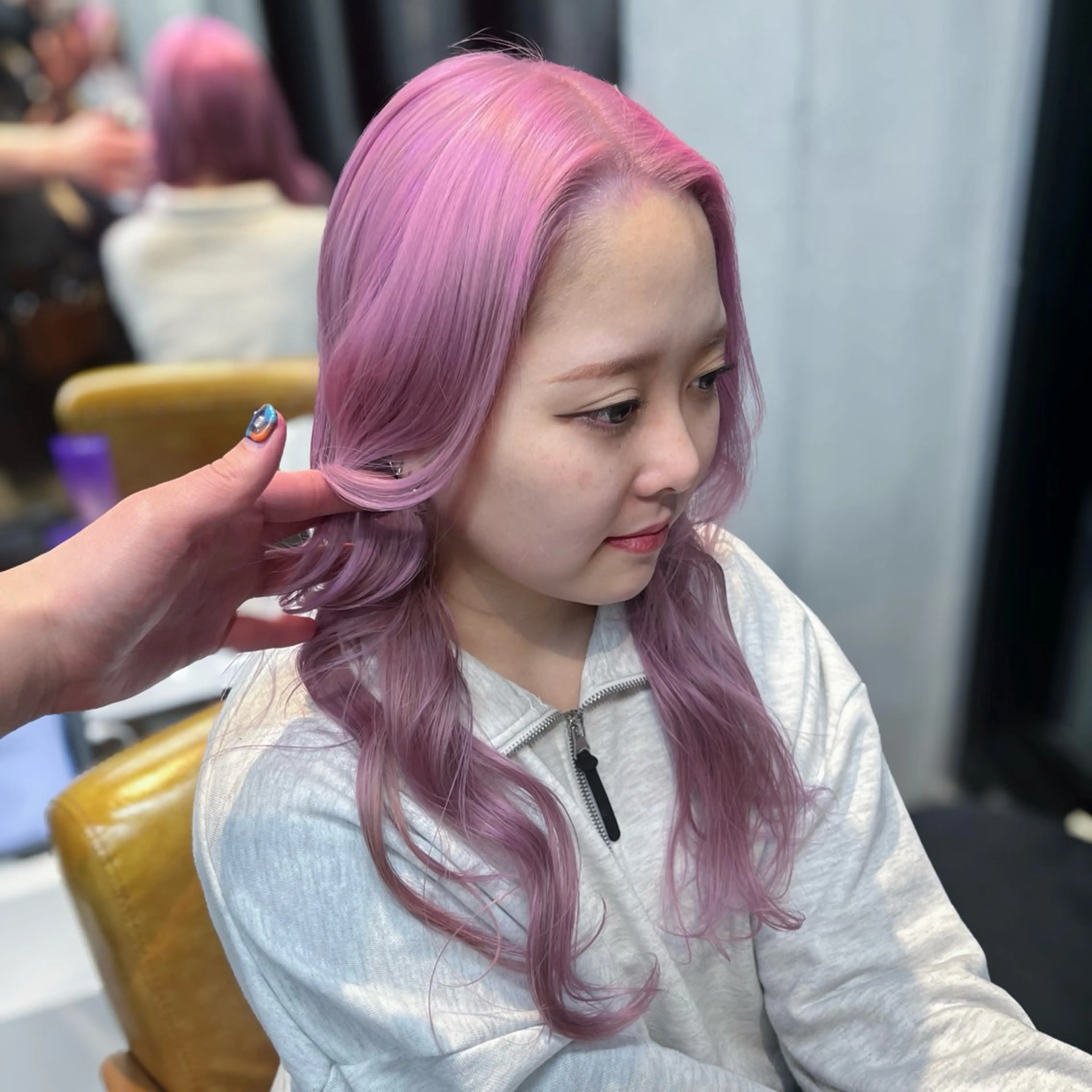 ロング ヘアカラー ルーツカラー/ レイヤーカット/井川のヘアスタイル