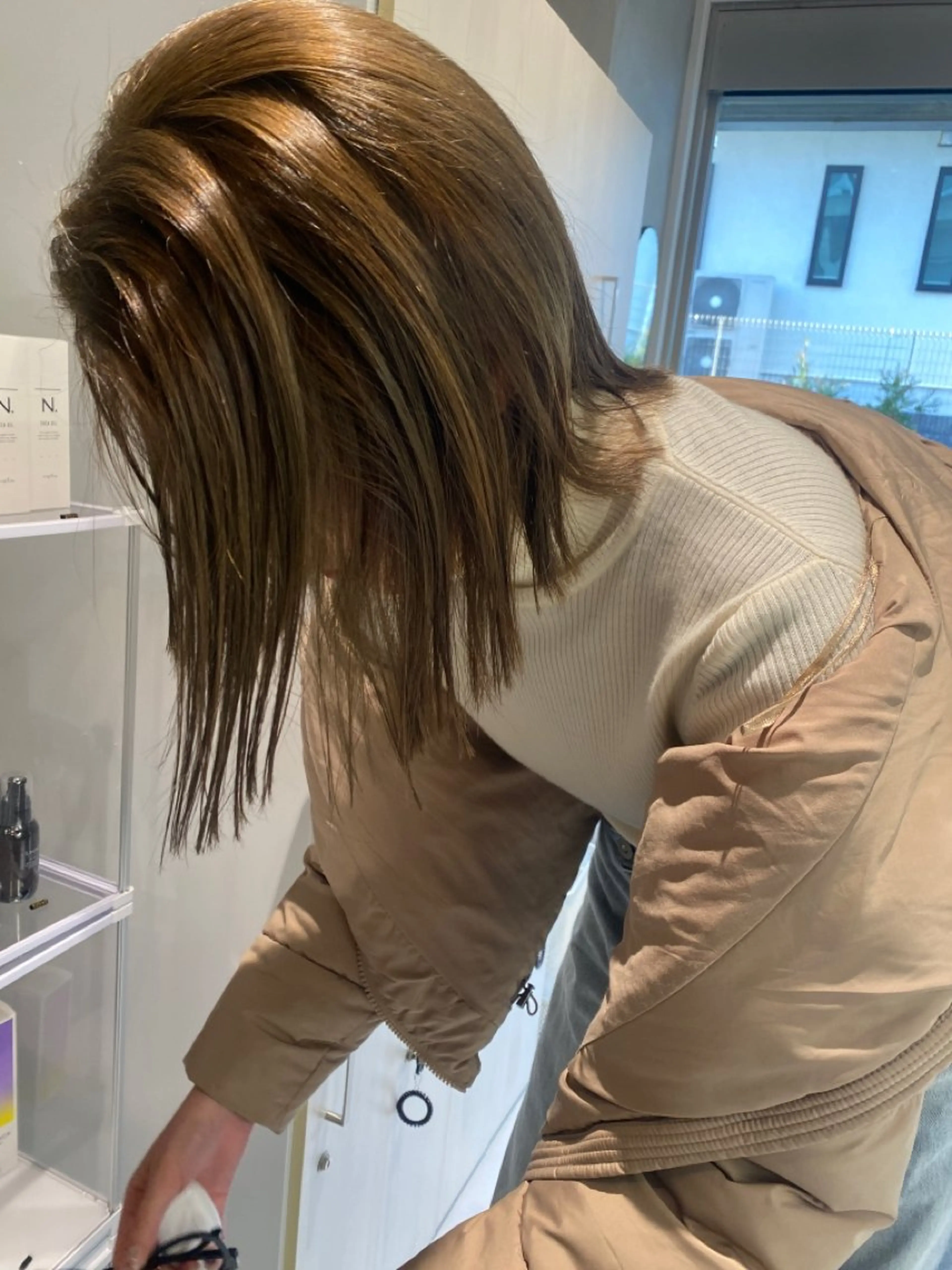 ショート ボブ カット ヘアカラー まお♡レイヤーカット 耳ツボジュエリーのヘアスタイル