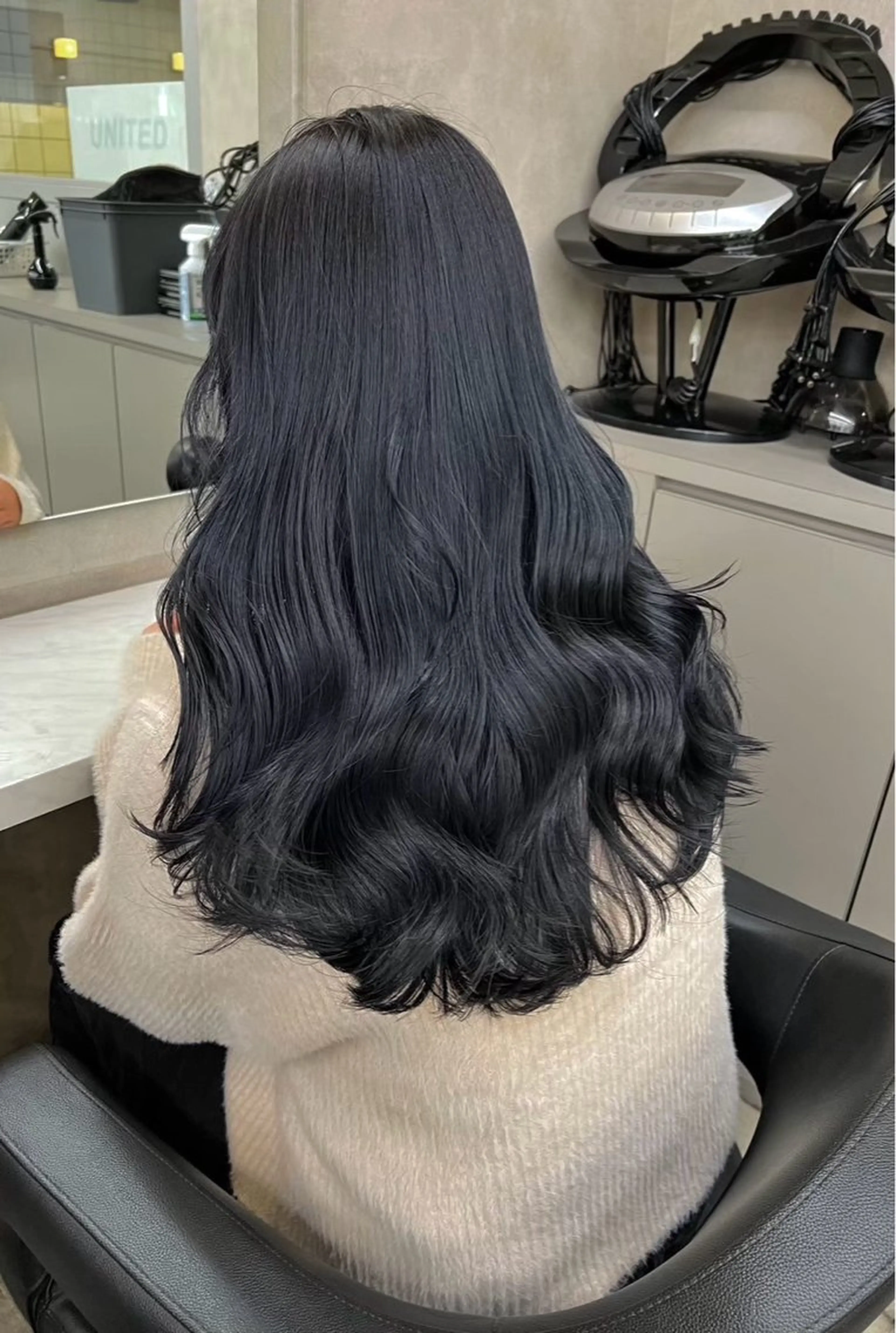 ロング カラー ヘアカラー ヘアセット 🤍ベージュ/透明感 韓国ヘア/まりん🤍のヘアスタイル