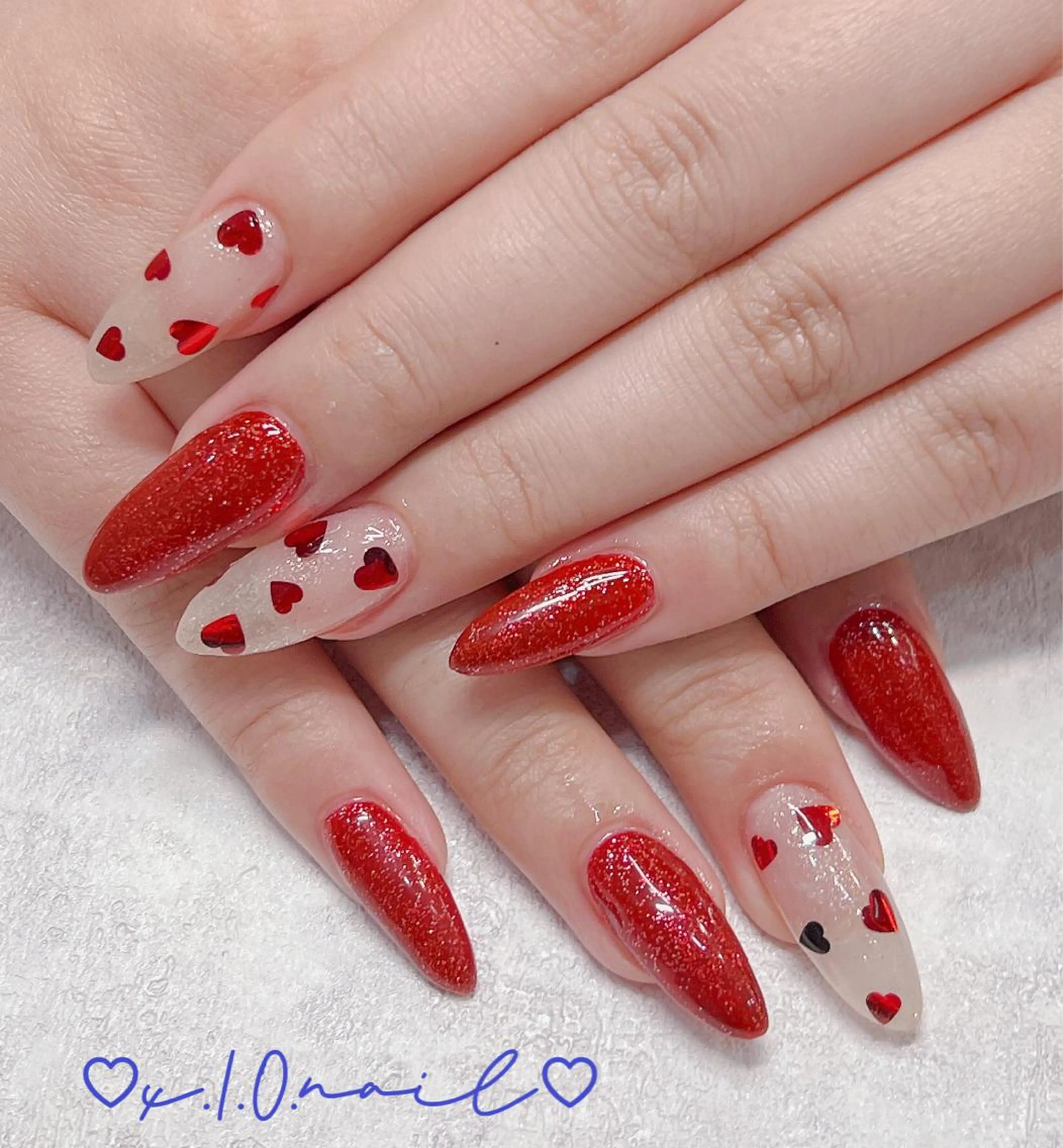 ネイル アニマル柄 アートネイル ニュアンスネイル ネイルチップ 冬ネイル ハンドネイル x.1.0.nail ♡Cのネイルデザイン