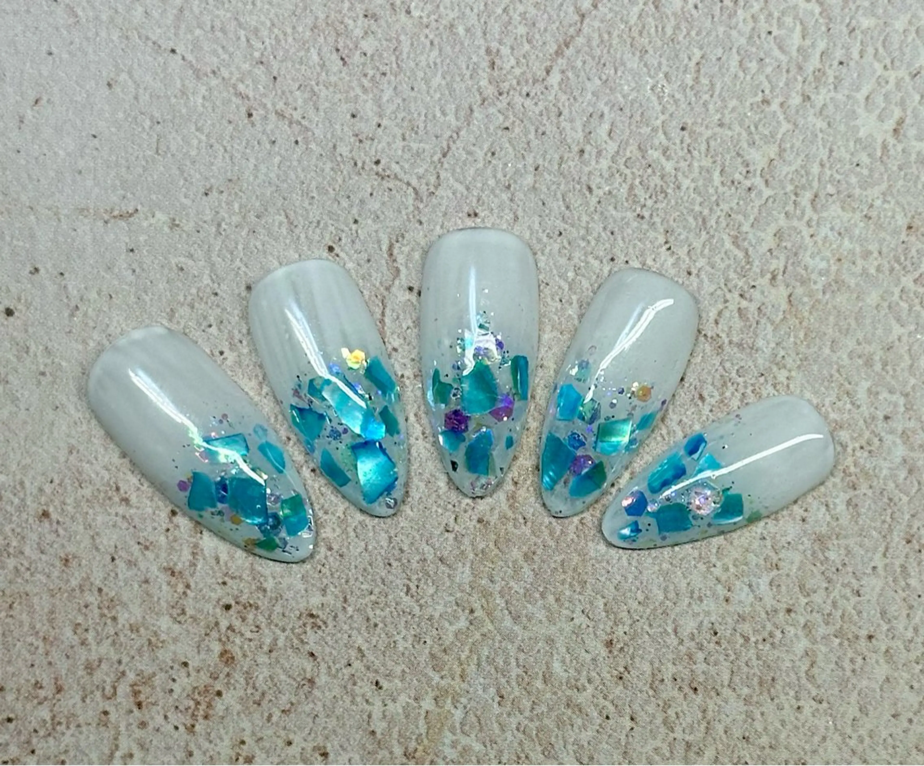 夏ネイルデザインネイル #花柄ネイル #ラメグラテーションネイル