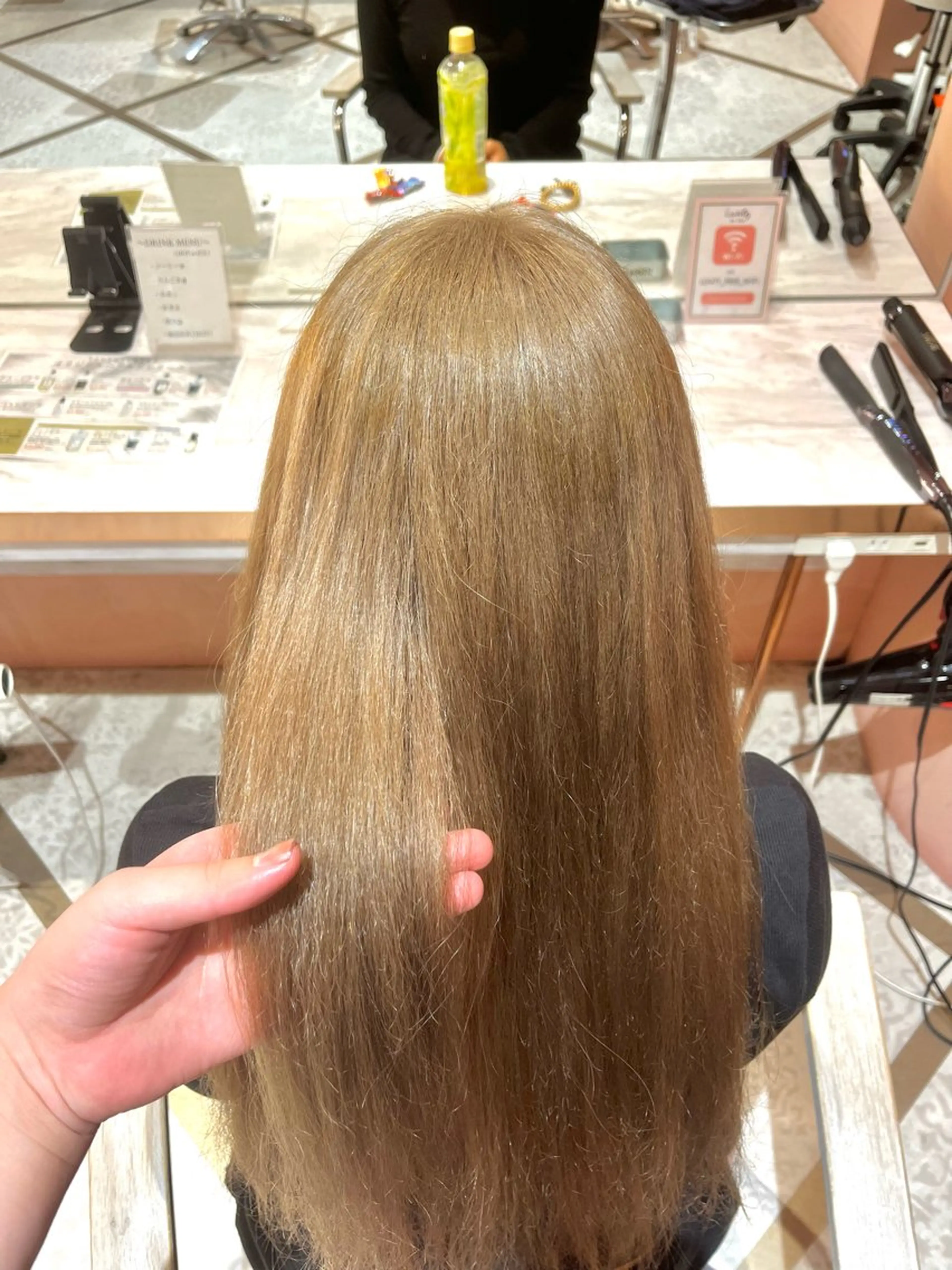 ロング カラー ブリーチ ダブルカラー ハイトーンカラー lunty難波店所属・💋ギャル髪💋 かづき💖のヘアスタイル