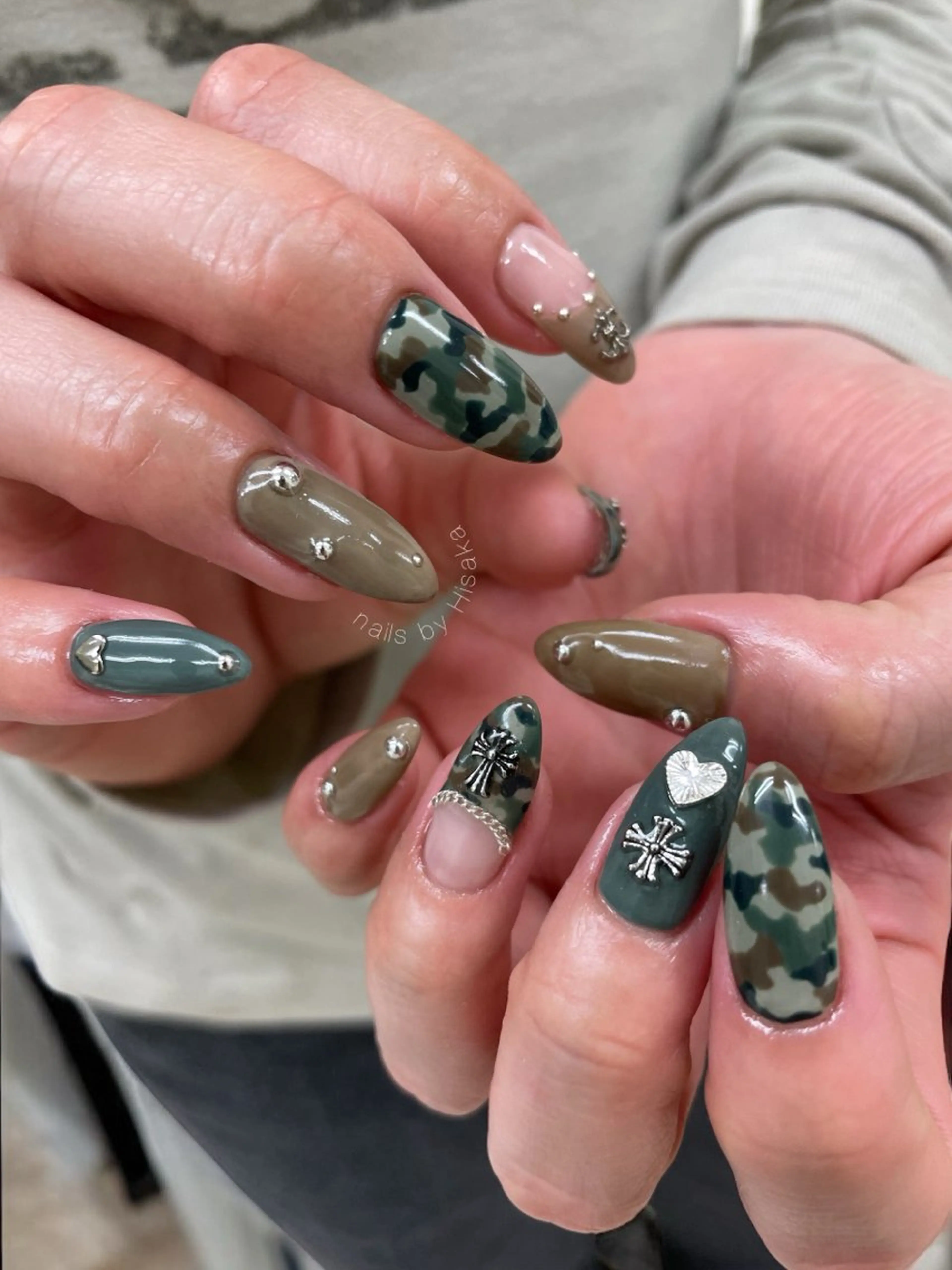 ネイル ハンドネイル Hisaka Mikiのネイルデザイン