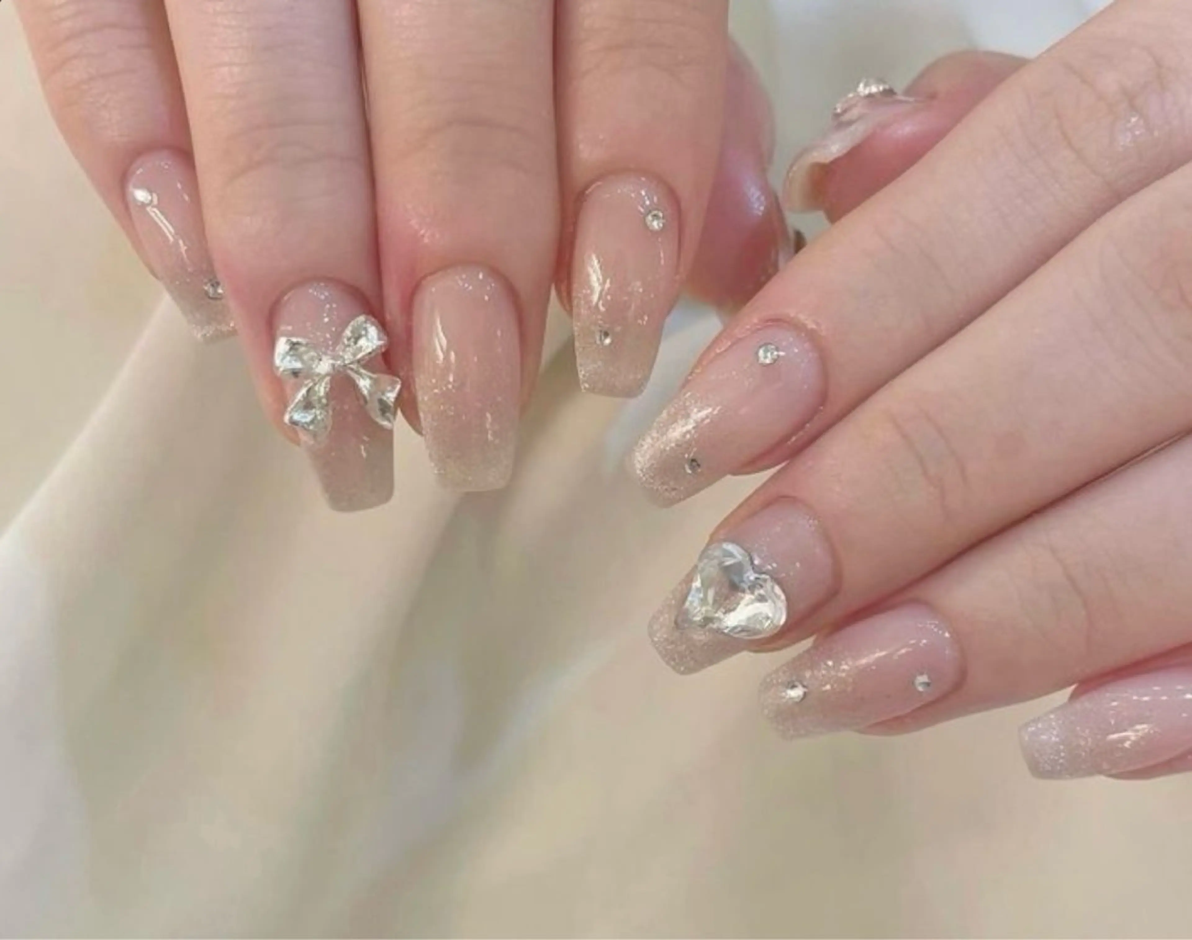 ネイル チークネイル ジェルネイル パラジェル スカルプネイル 春ネイル ハンドネイル MOCHI NAIL 川越東口のネイルデザイン