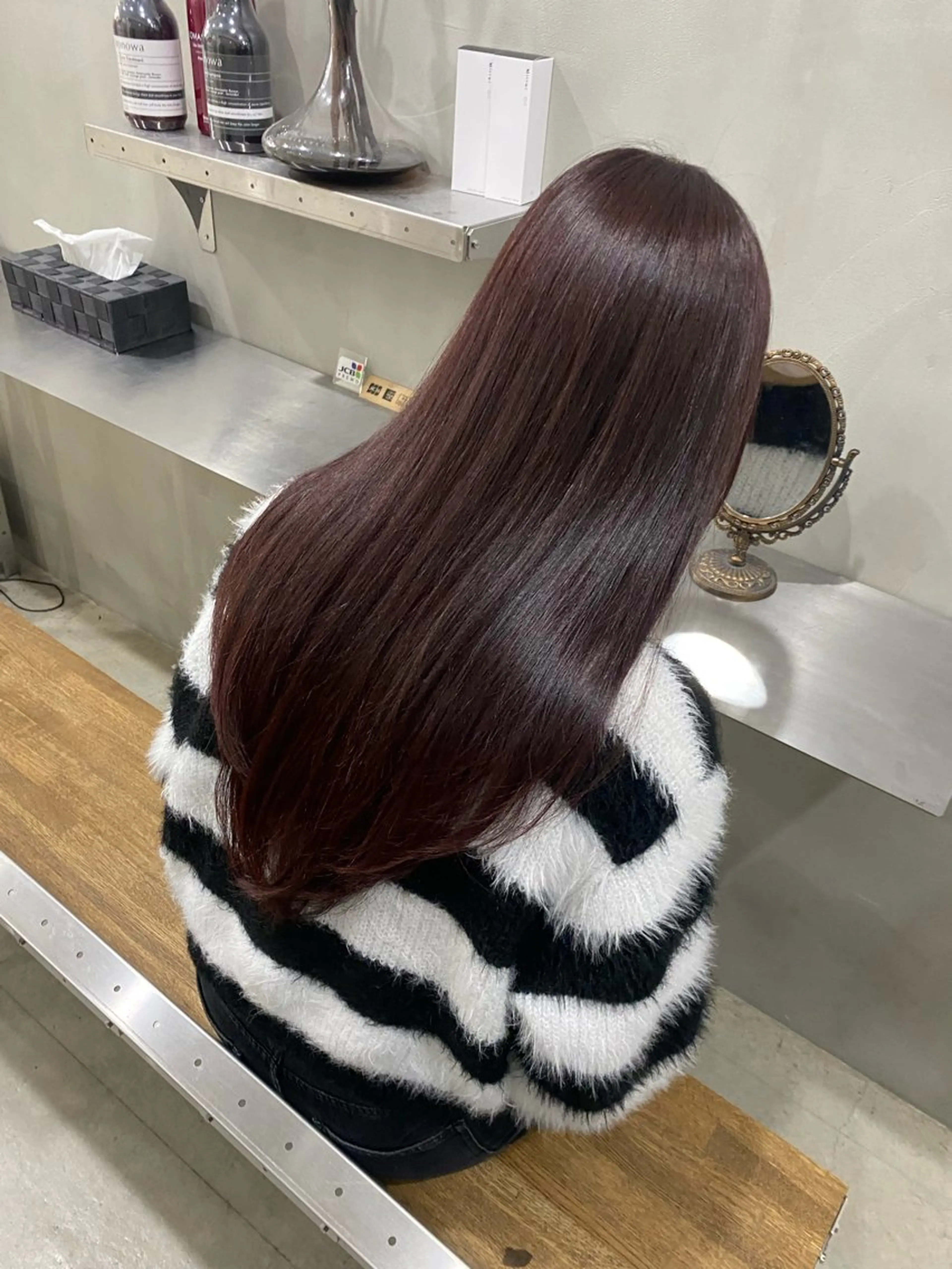 セミロング ヘアカラー トリートメント Ra-Ffichi by siun所属・宮田海聖 ナチュラル/美髪のヘアスタイル