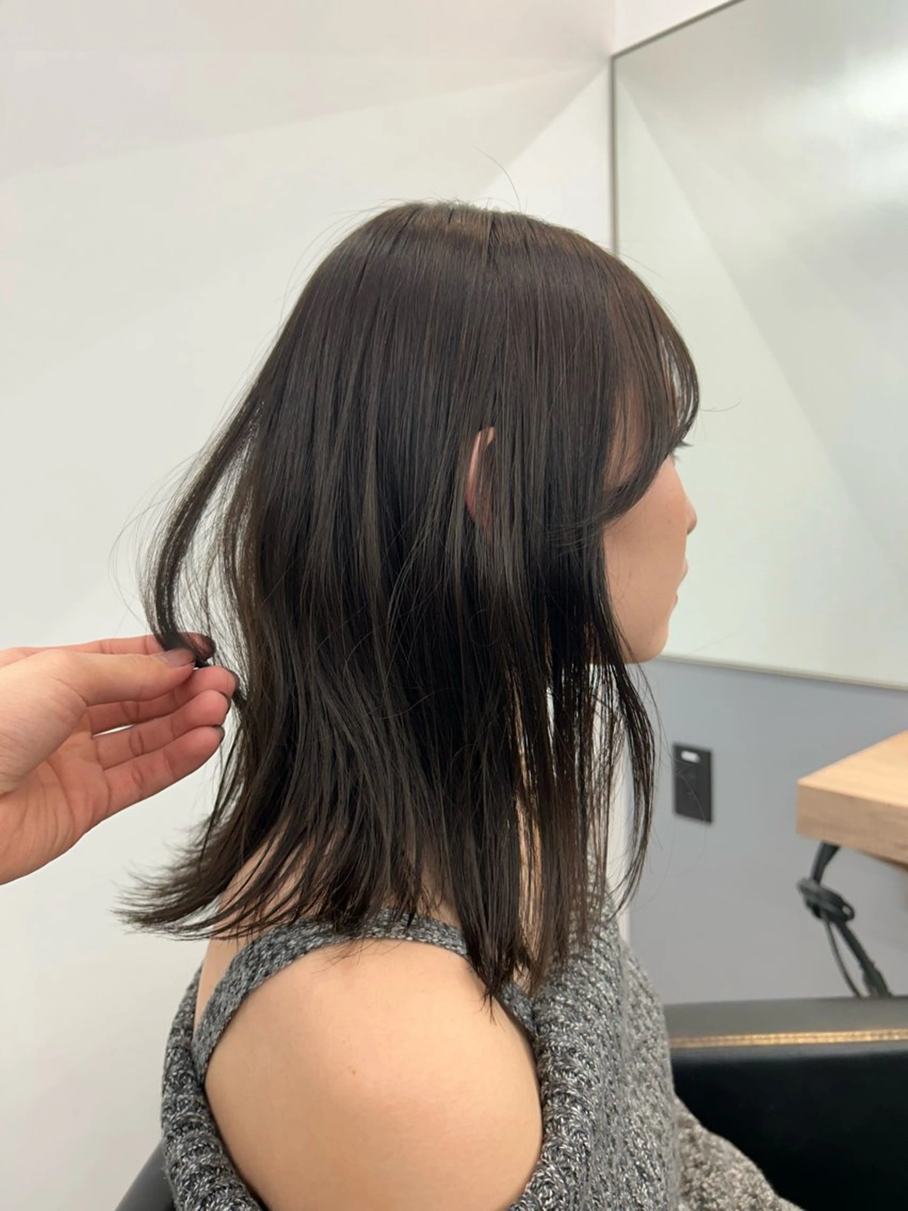 ミディアム カラー トリートメント 酸熱トリートメント ヘアカラー 浅倉艶🐈‍⬛ /ウルフ/レイヤーのヘアスタイル