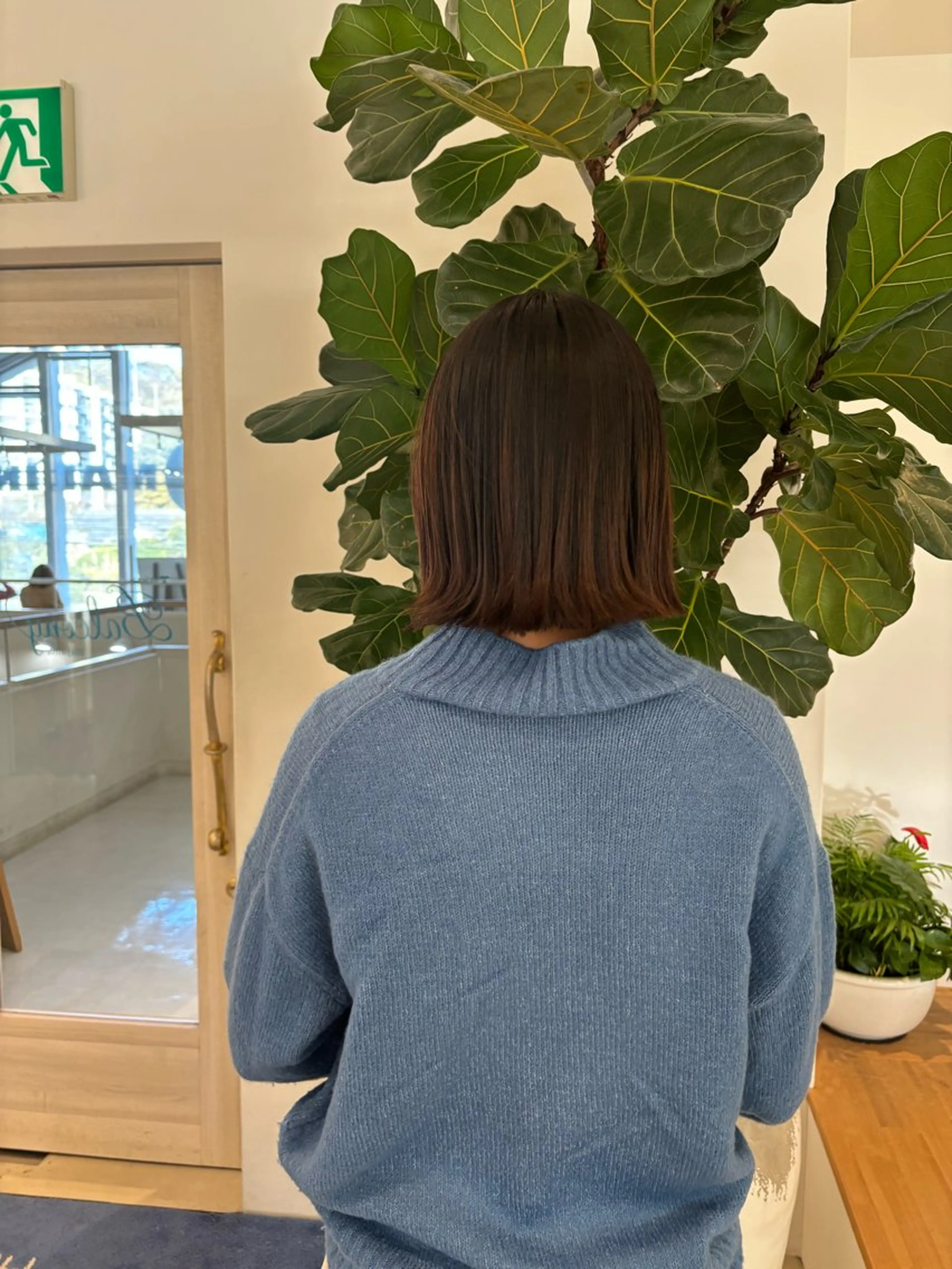 ショート 🎀調布仙川透明感オ リーブカラー干莉🎀のヘアスタイル