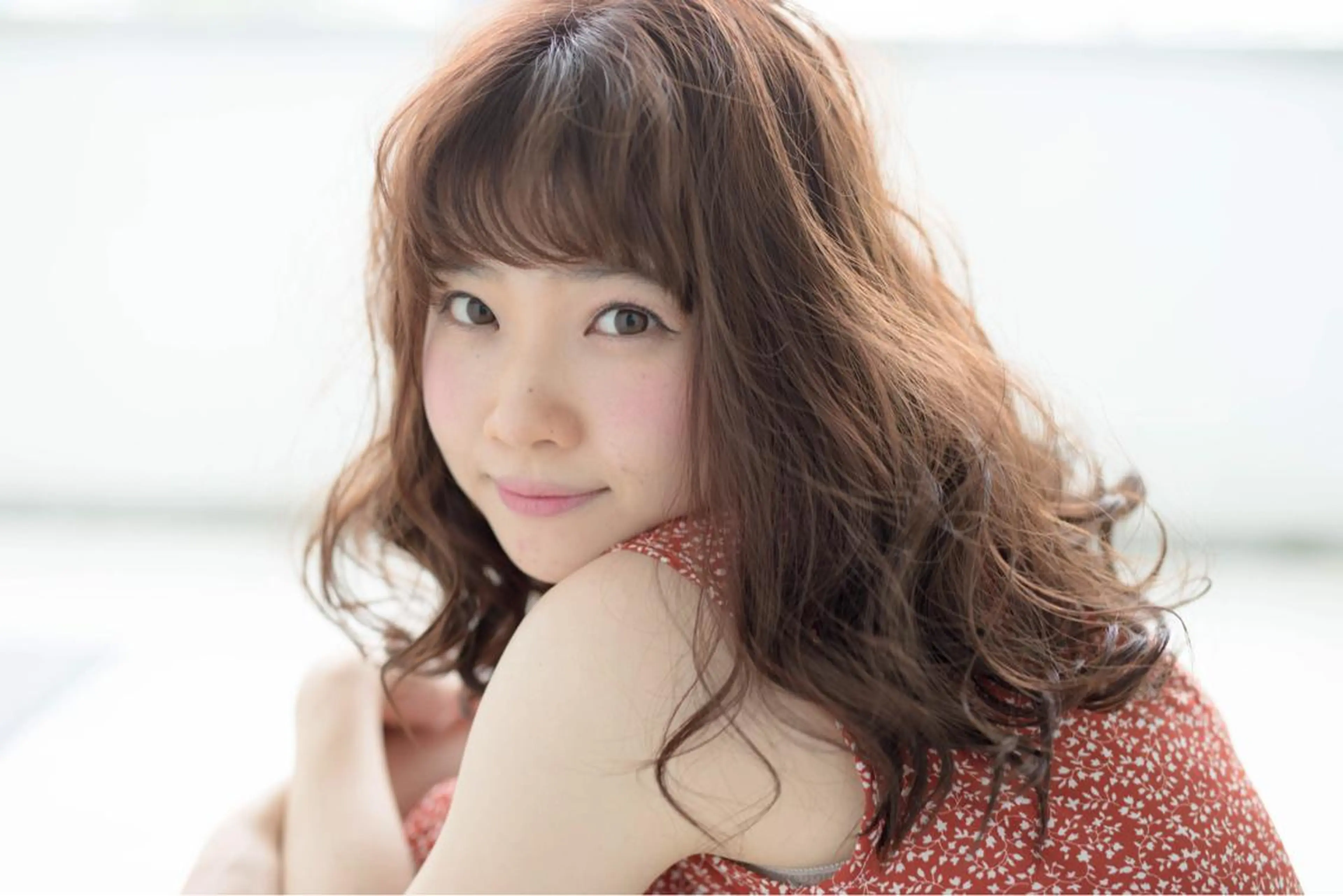 セミロング カラー フリーランス【Chill-hus】所属・小野 和摩のヘアスタイル