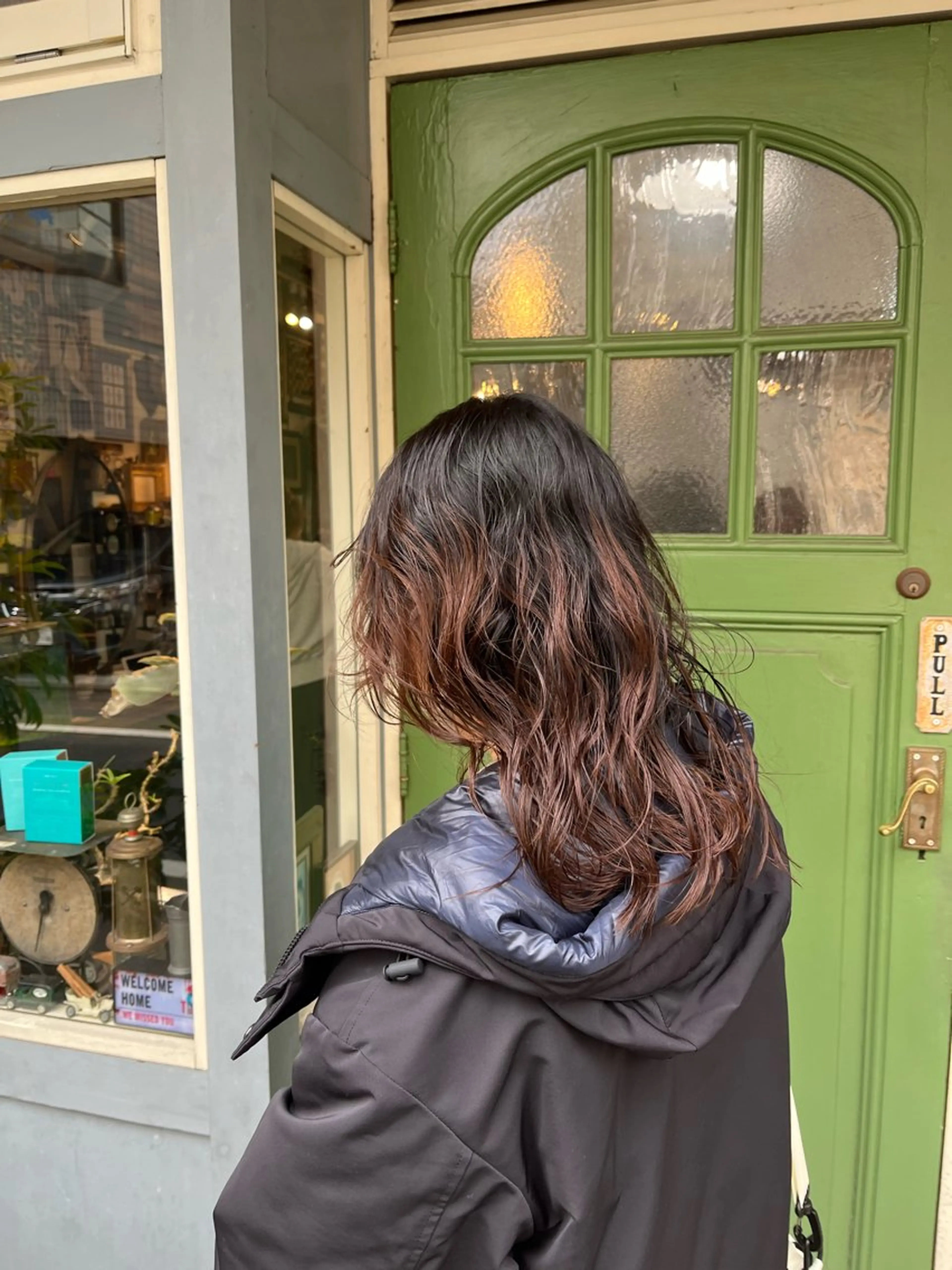 セミロング パーマ セミロングパーマ カット パーマ ヘッドスパ 抜け感パーマ/ 顔まわり/緒方椋のヘアスタイル