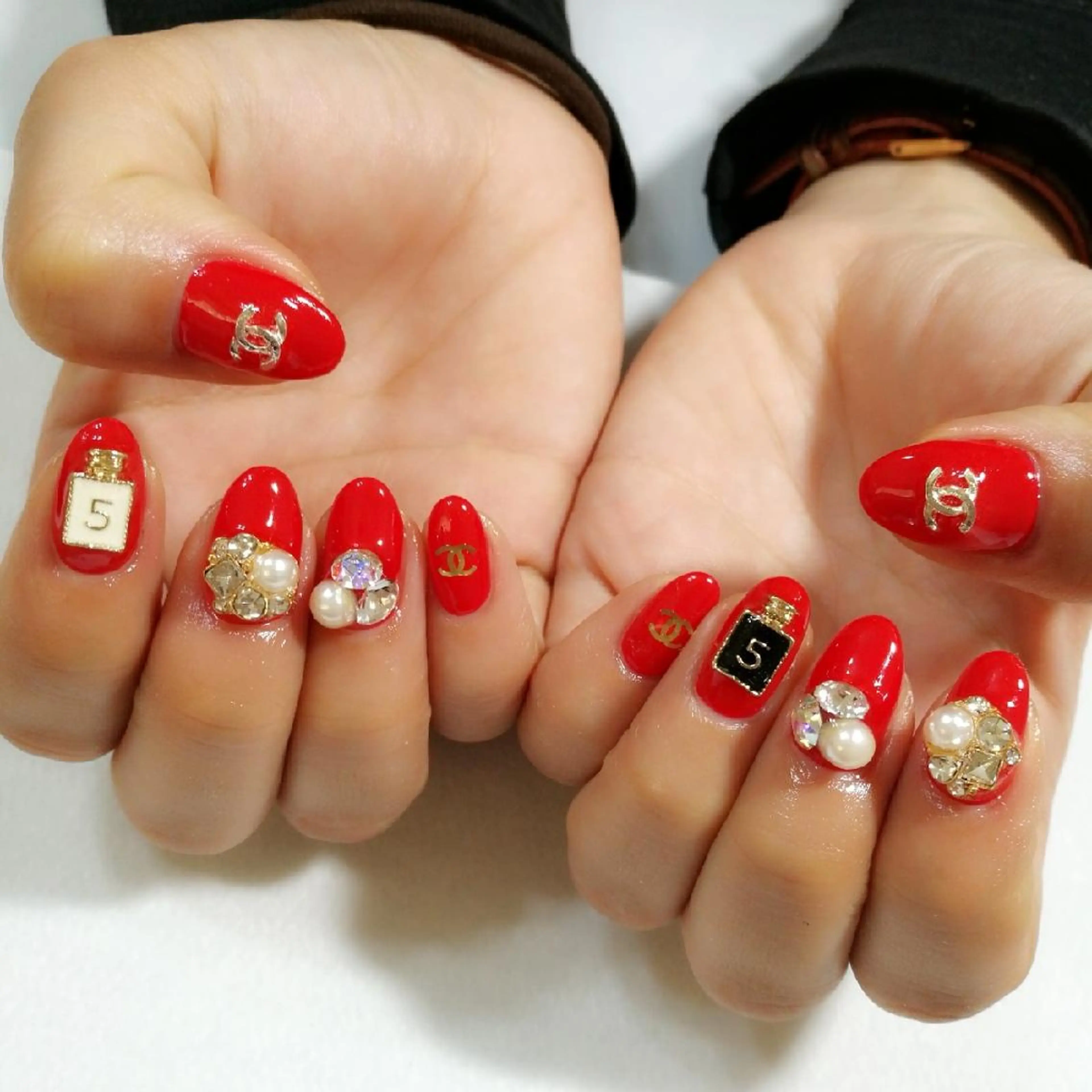 ネイル VIOLUS所属・VIOLUS 関目のネイルデザイン