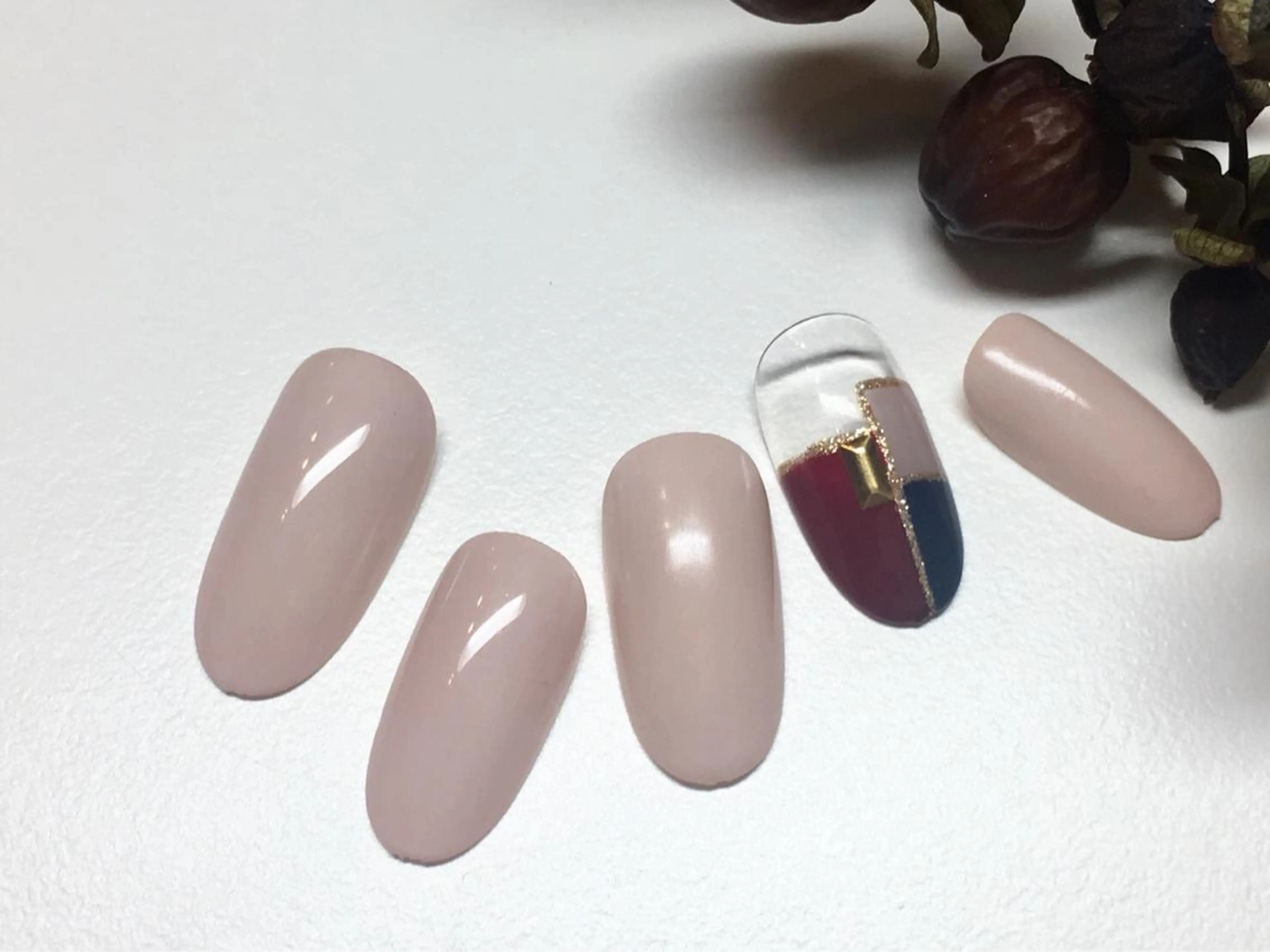 ネイル Aubel.nord_nail所属・Aubel.nord オーベルノールのネイルデザイン