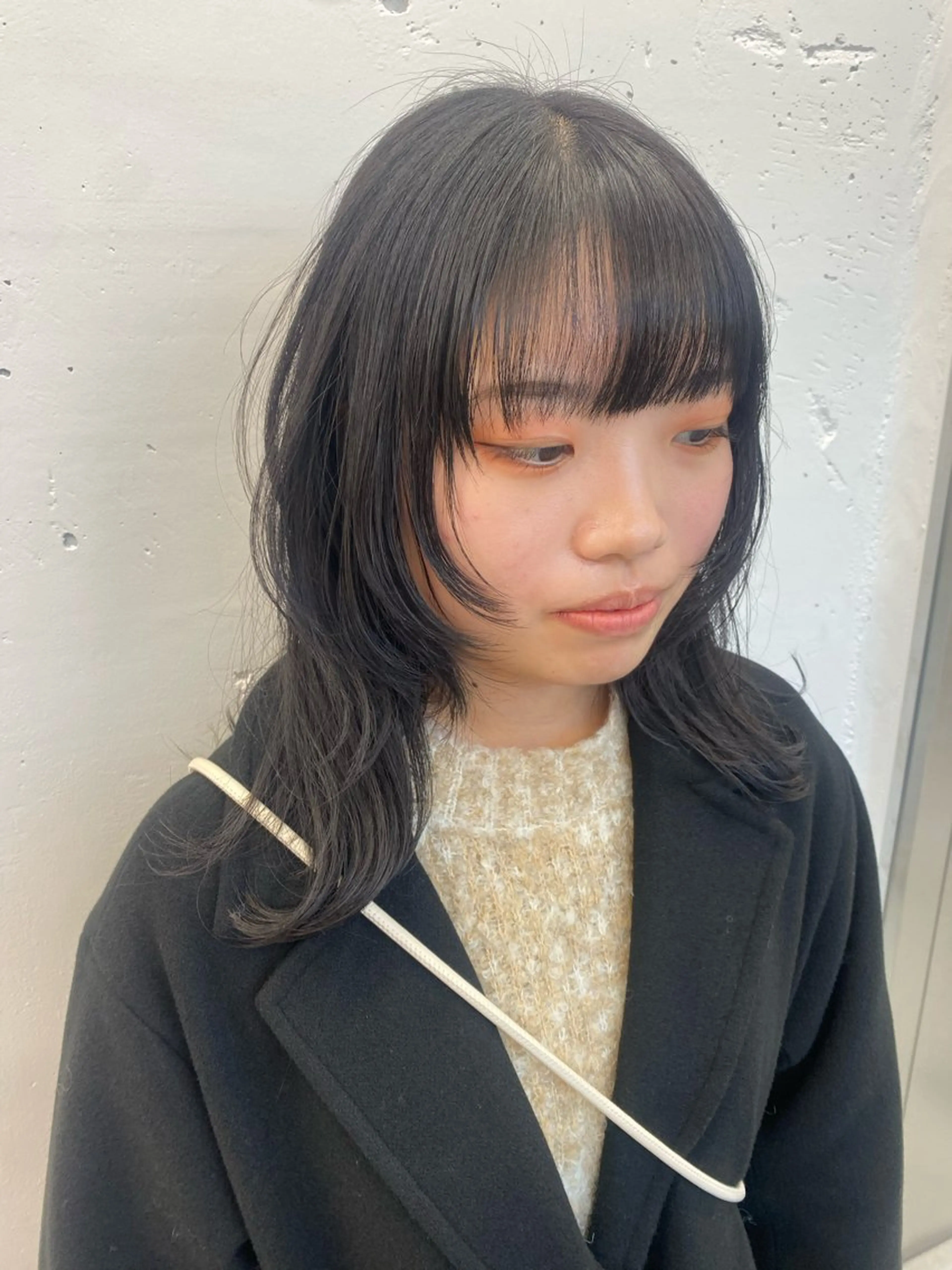 ミディアム ヘアアレンジ 顔まわりレイヤー 顔周りカット レイヤーカット カット 夕羽夢🍓矢場/ 透明感カラーのヘアスタイル