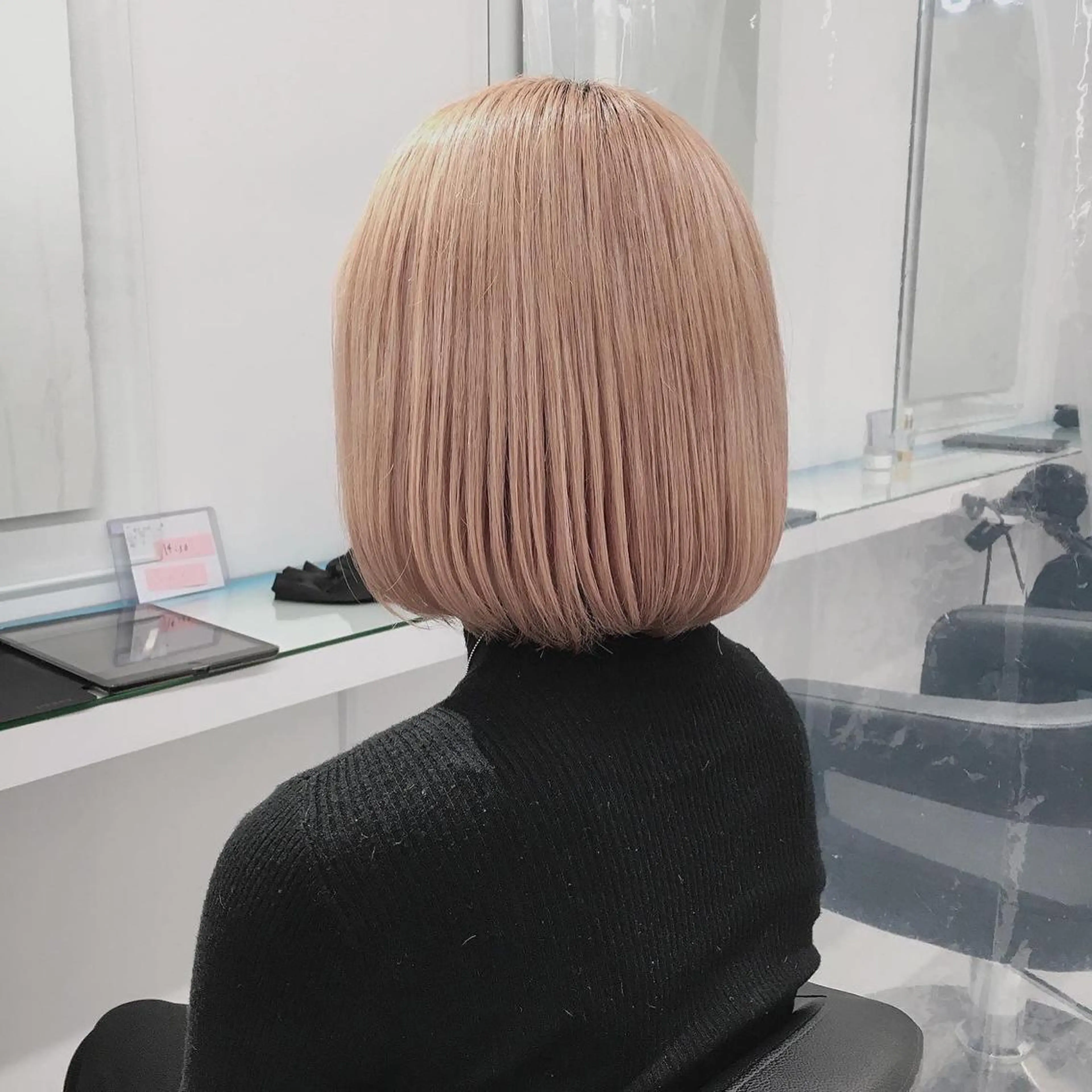 ロング カラー ケアブリーチ 韓国レイヤーKYONのヘアスタイル