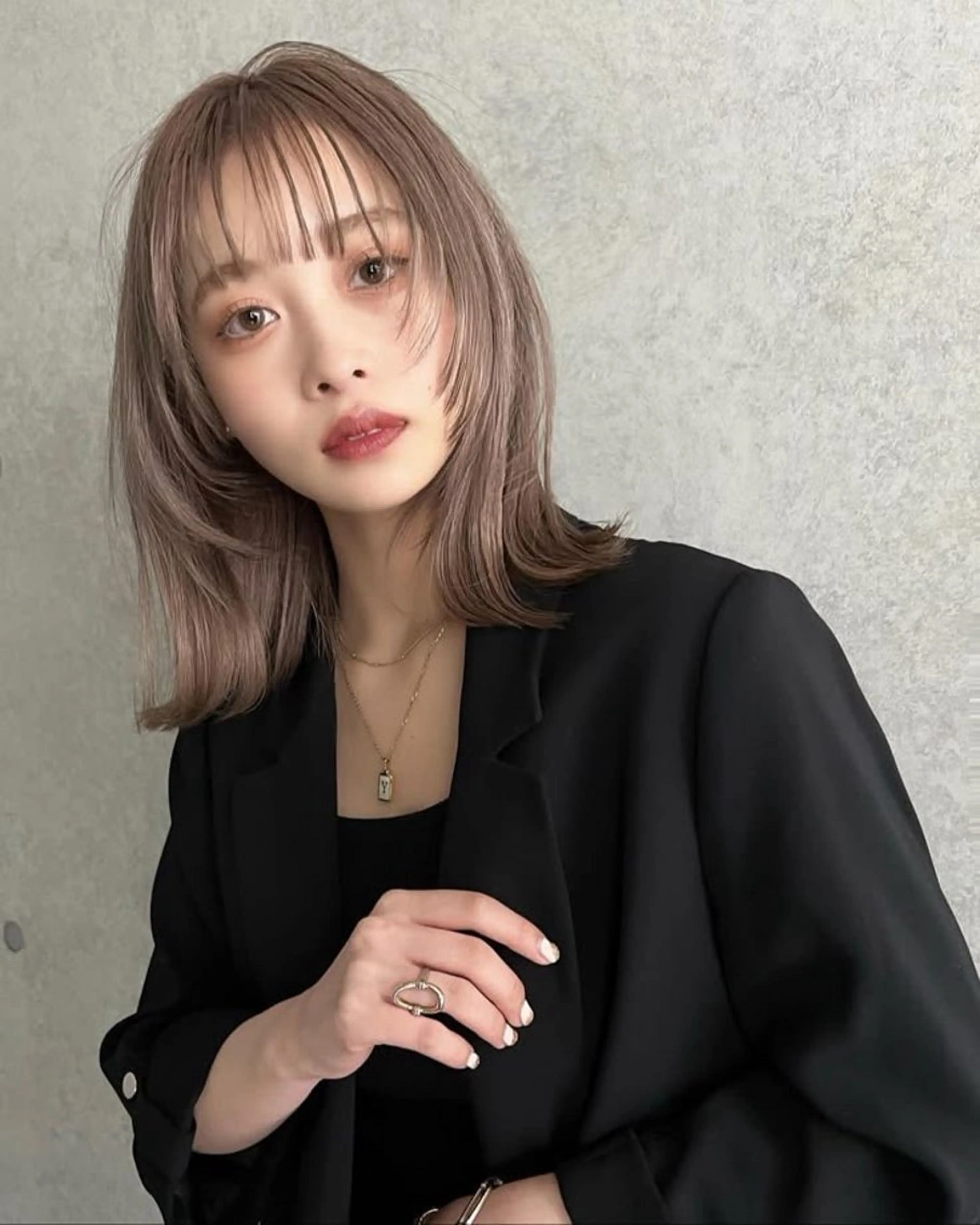 ミディアム ❄️ さき❄️のヘアスタイル