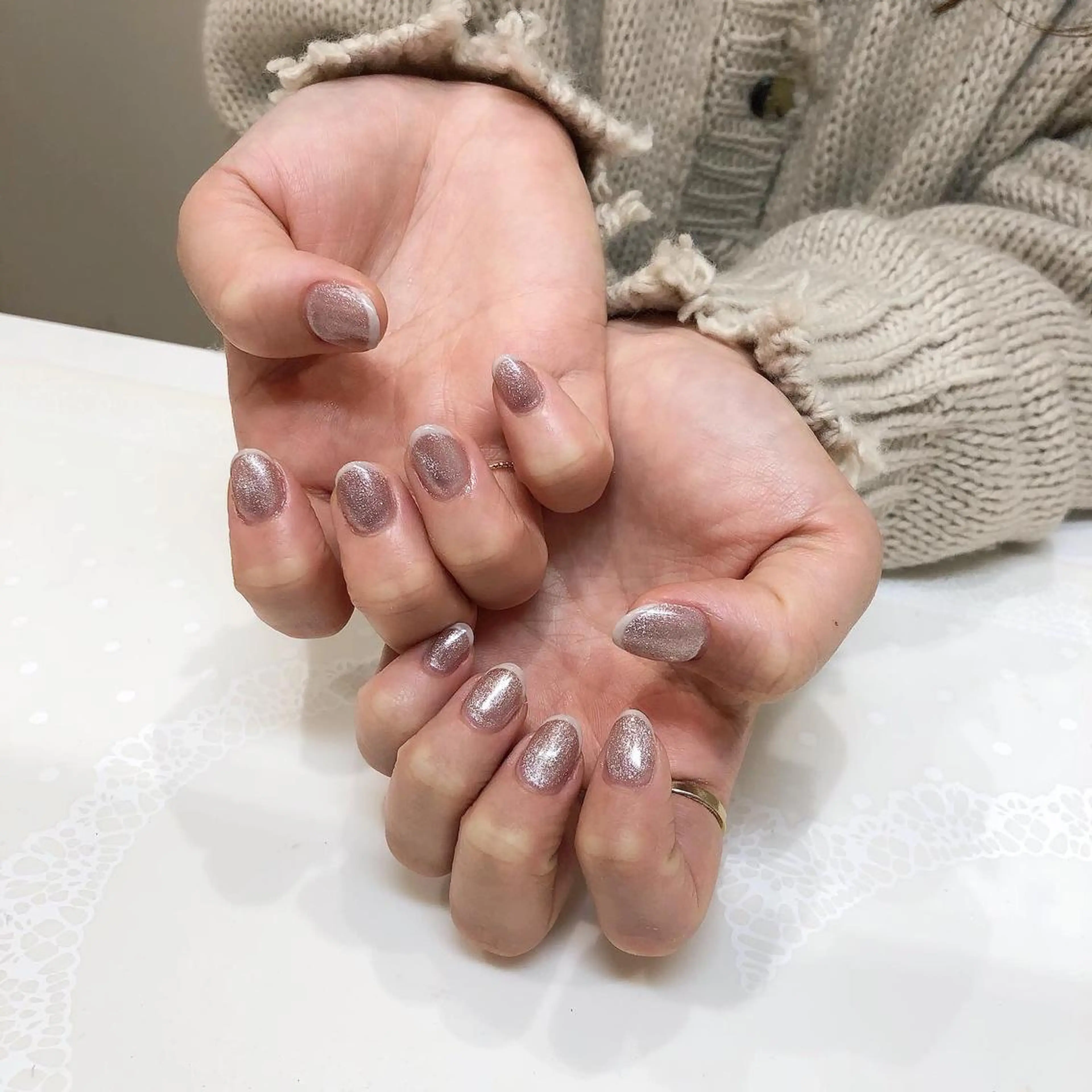 ネイル 椿森 美瑠紅の眉毛・アイブロウイメージ