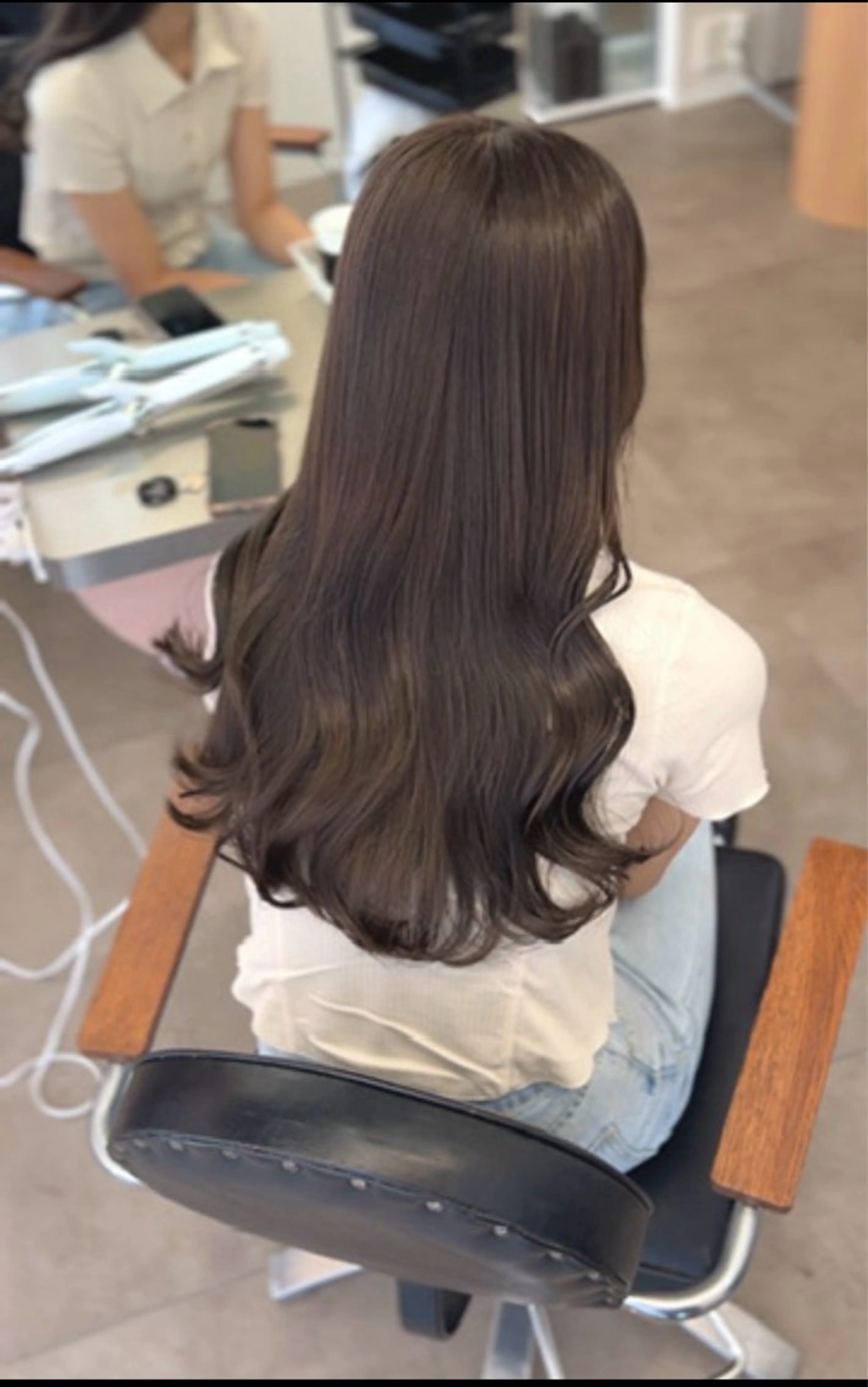 平日限定！11月限定クーポン🌕【one color➕水素トリートメント】の写真