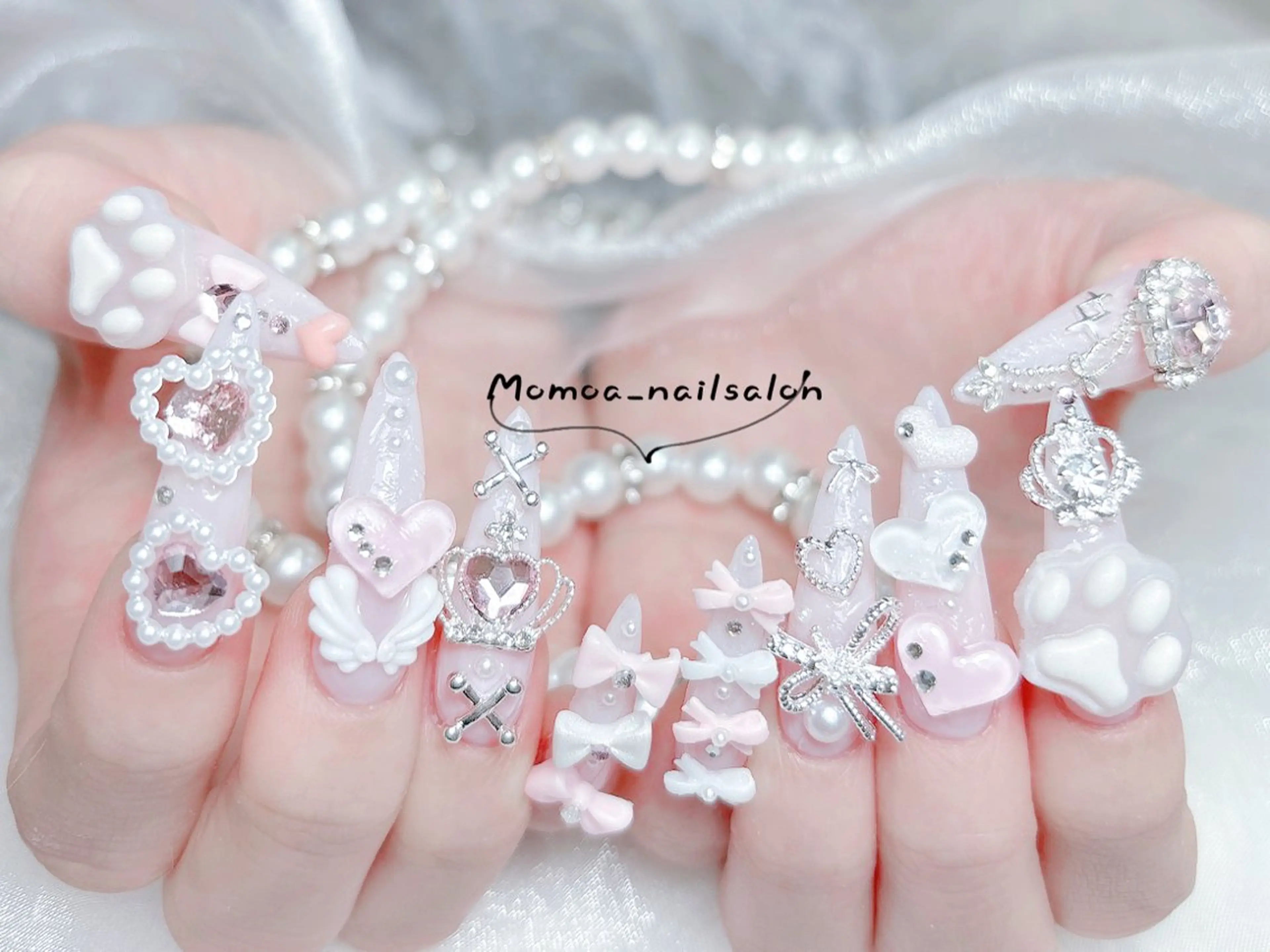 ネイル キラキラネイル スカルプネイル ハンドネイル MoMoA Nail ネイル長さ出し専門店のネイルデザイン