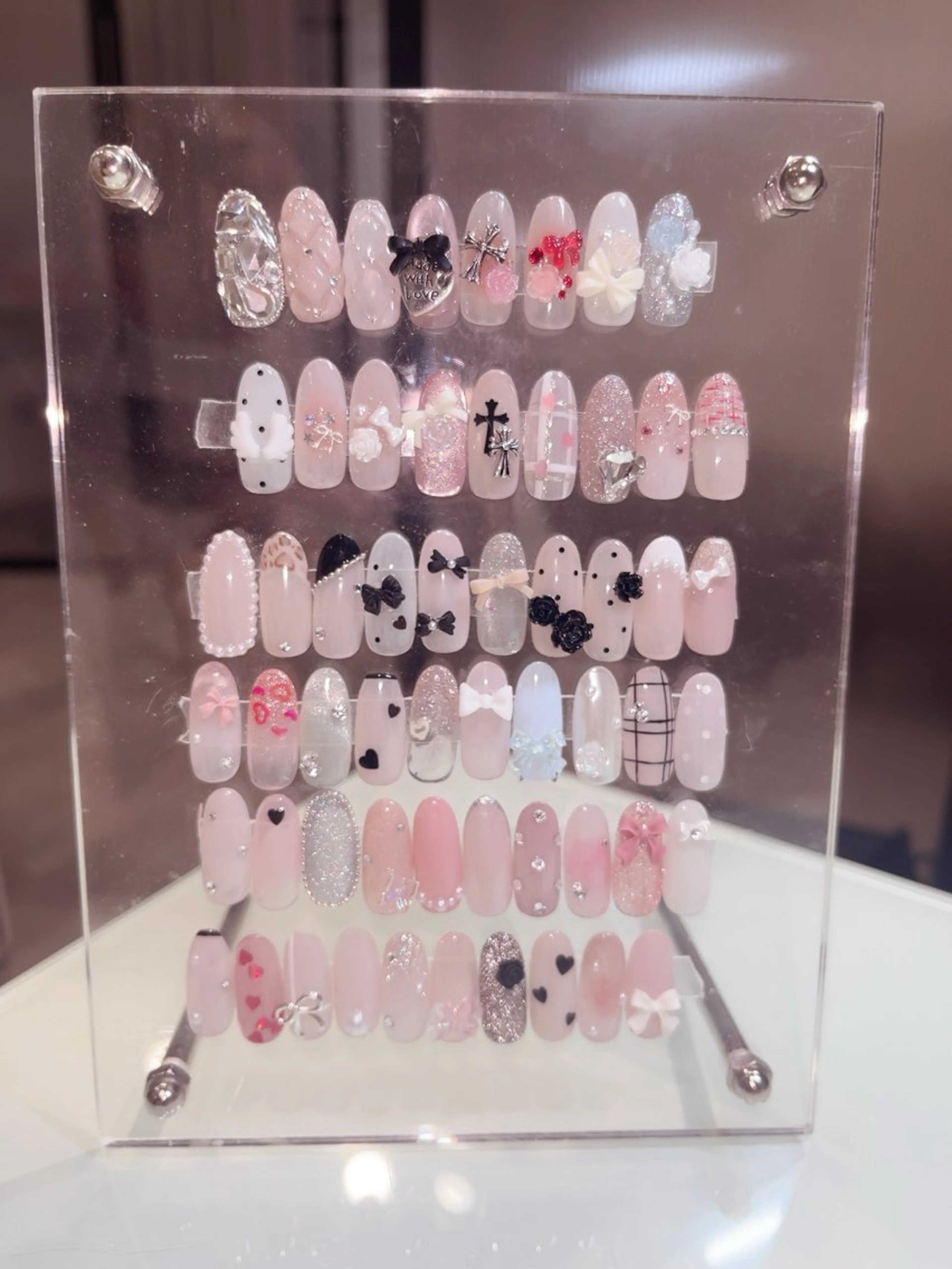ネイル ハンドネイル KOKONA 🎀のネイルデザイン