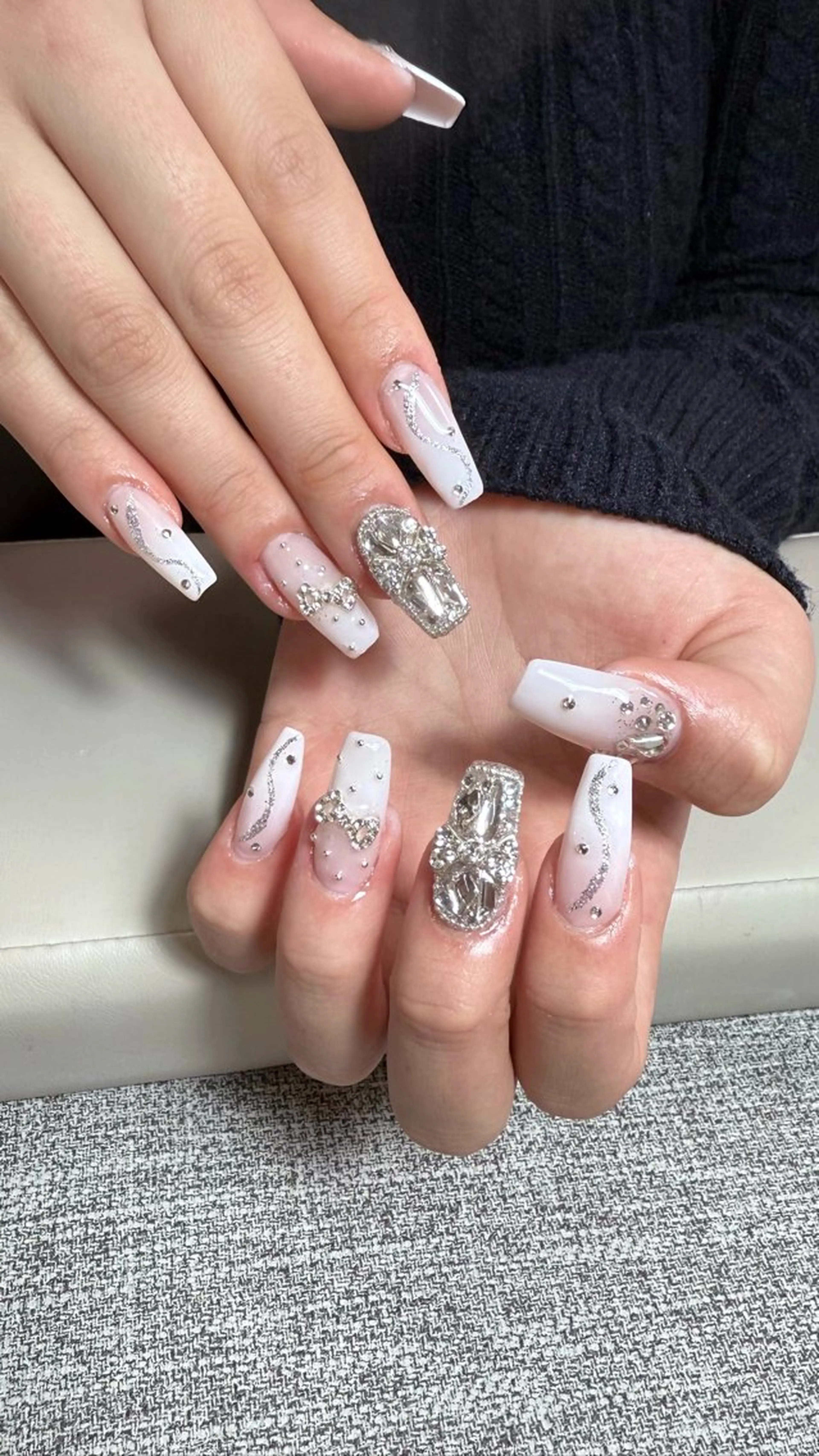 ネイル ハンドネイル エクラNailサロン ミオのネイルデザイン