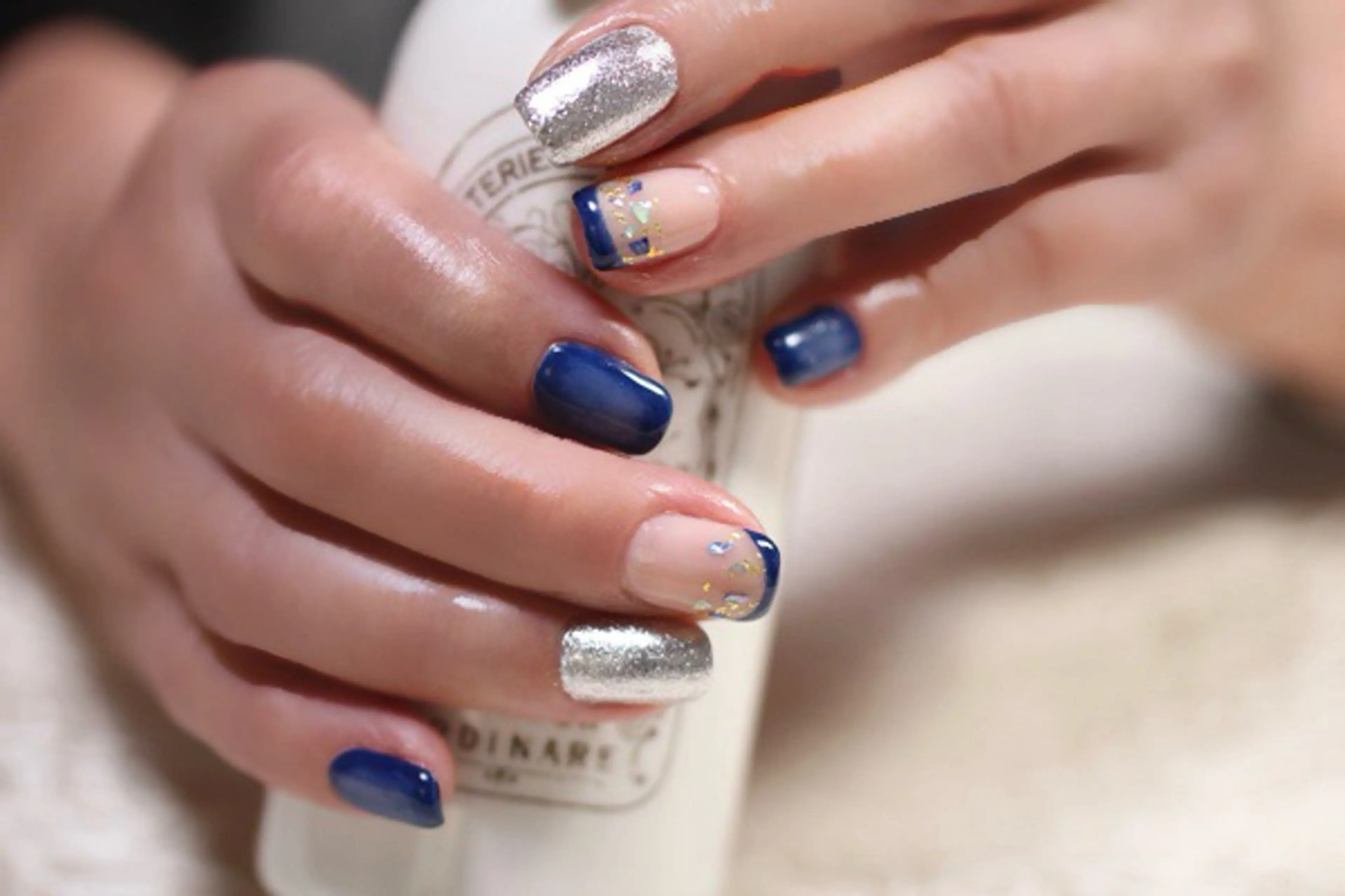 ネイル フレンチネイル ジェルネイル ママリンド　志村坂上店所属・しみ えんのネイルデザイン