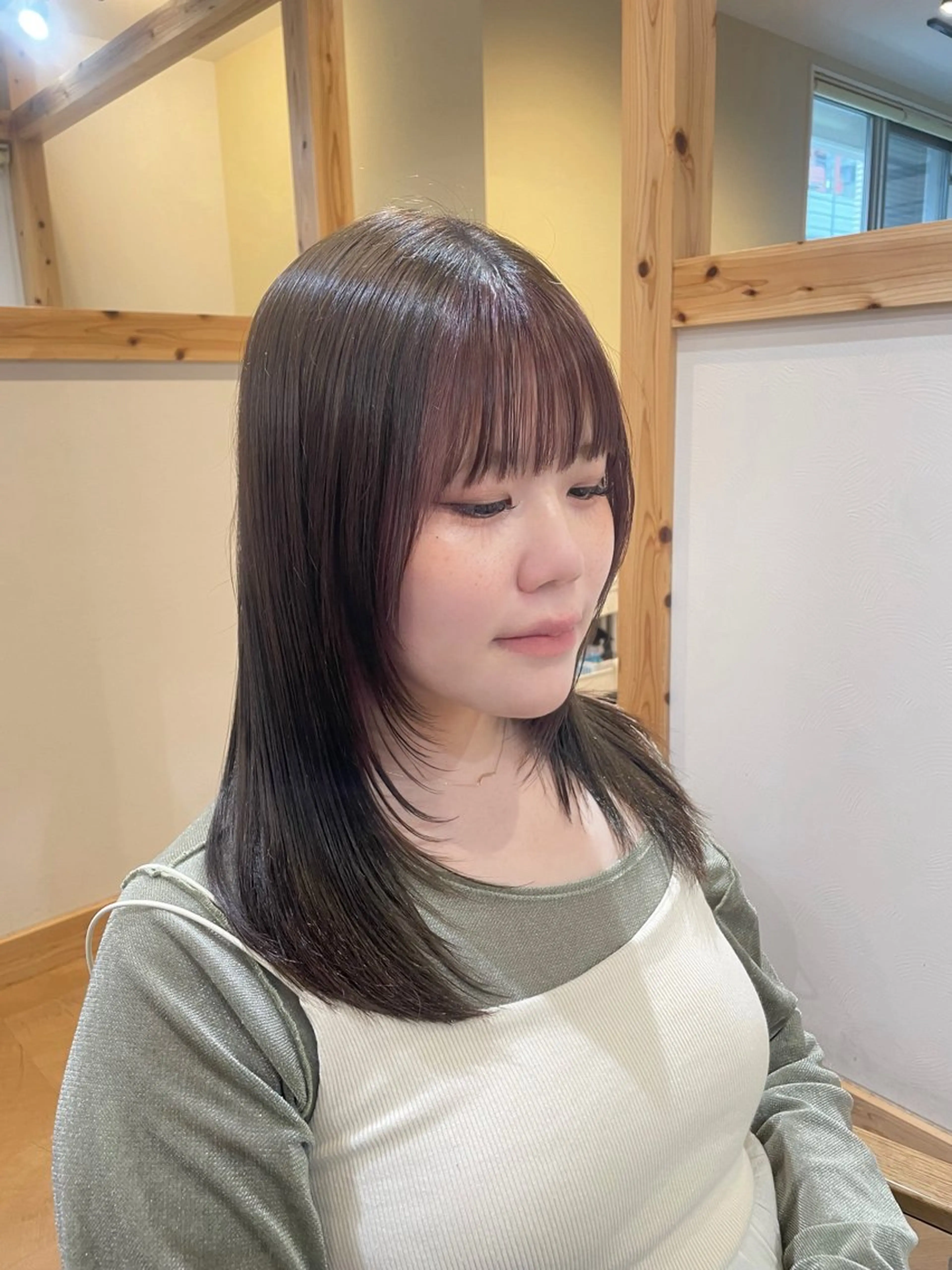 ロング カット ヘアカラー 山口里莉 /ブリーチカラーのヘアスタイル
