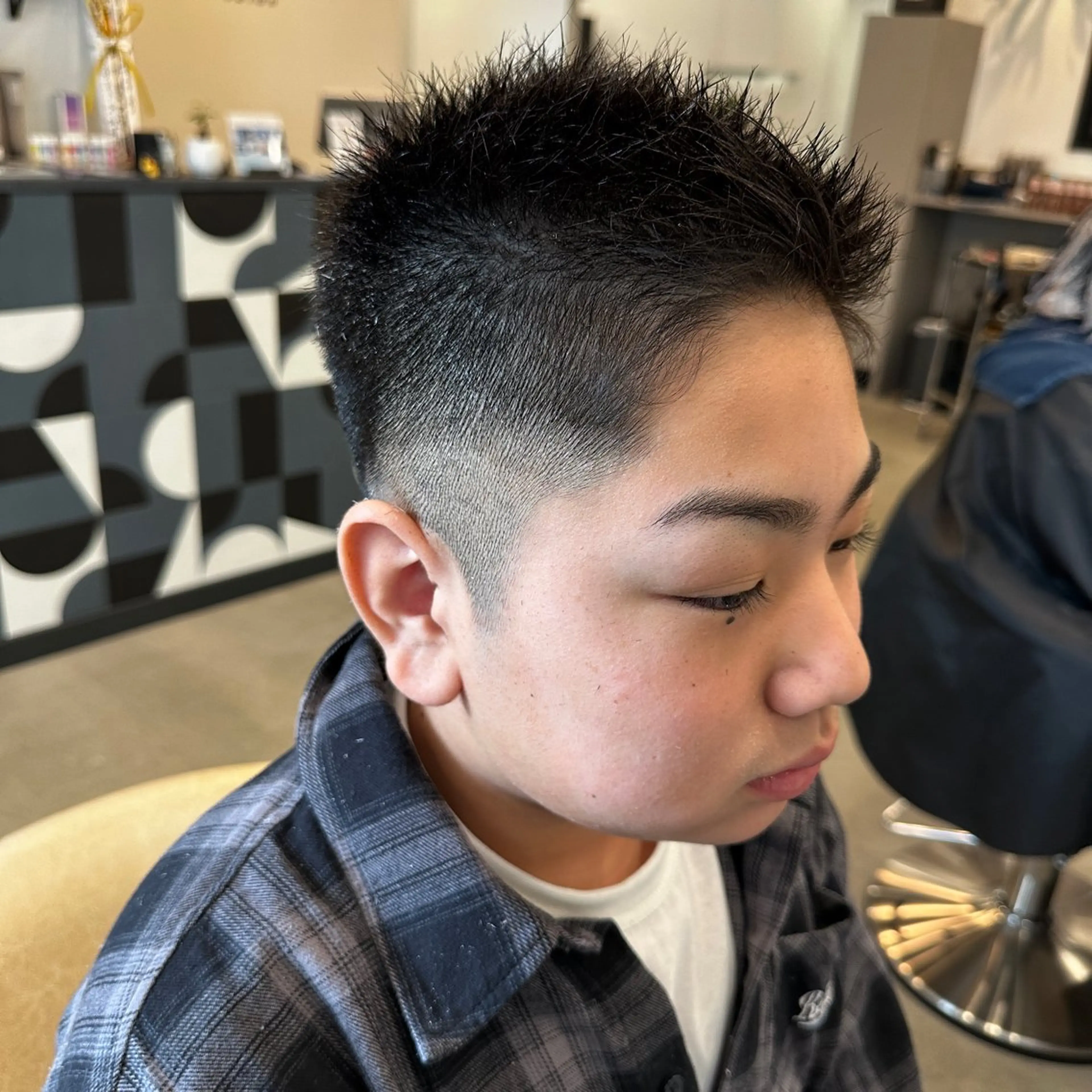 ショート dog star加藤 翔太のヘアスタイル