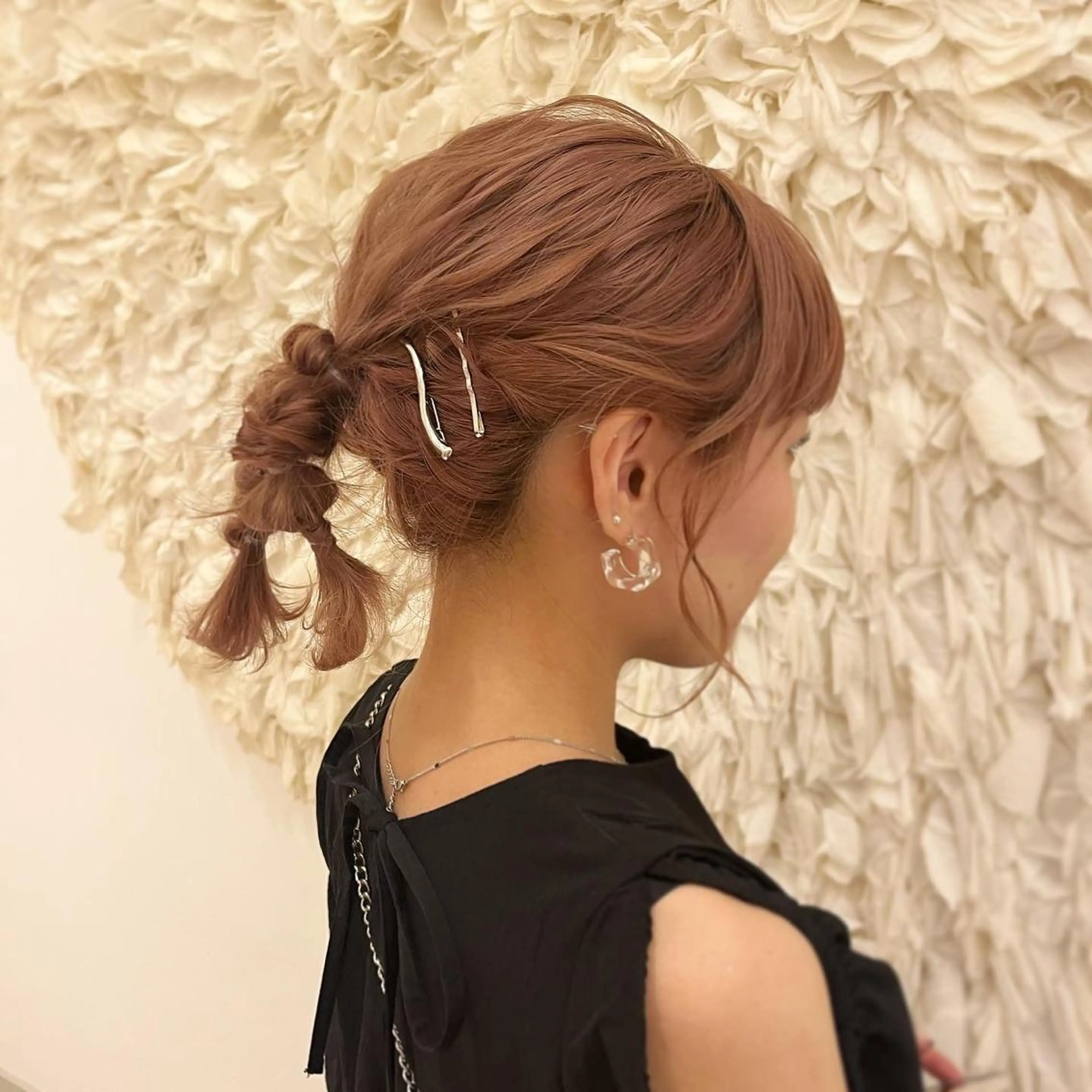 ヘアアレンジ ヘアセット hazuki🐈‍⬛ 透明感カラーのヘアスタイル